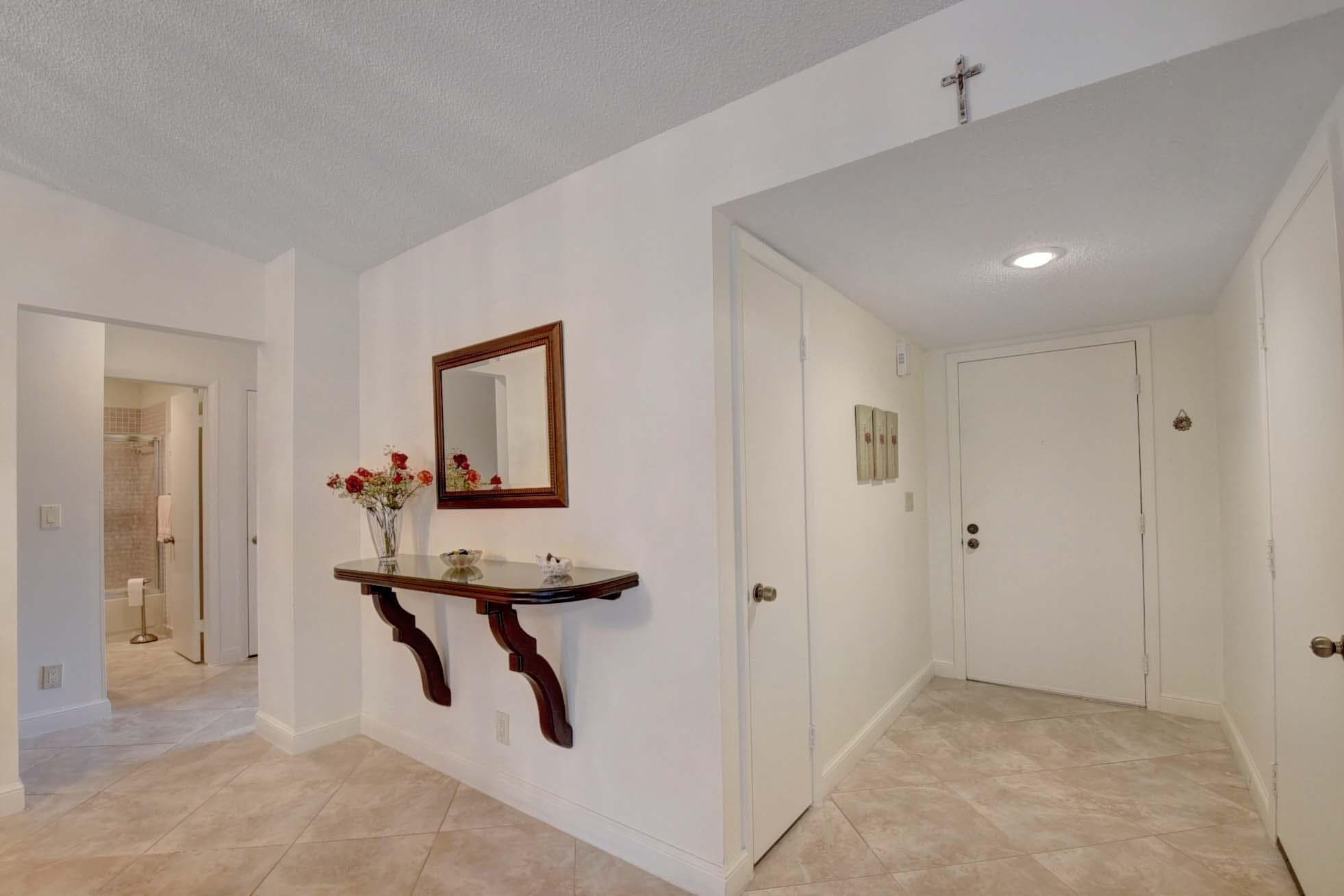 15816 Philodendron Circle, Delray Beach, view 2