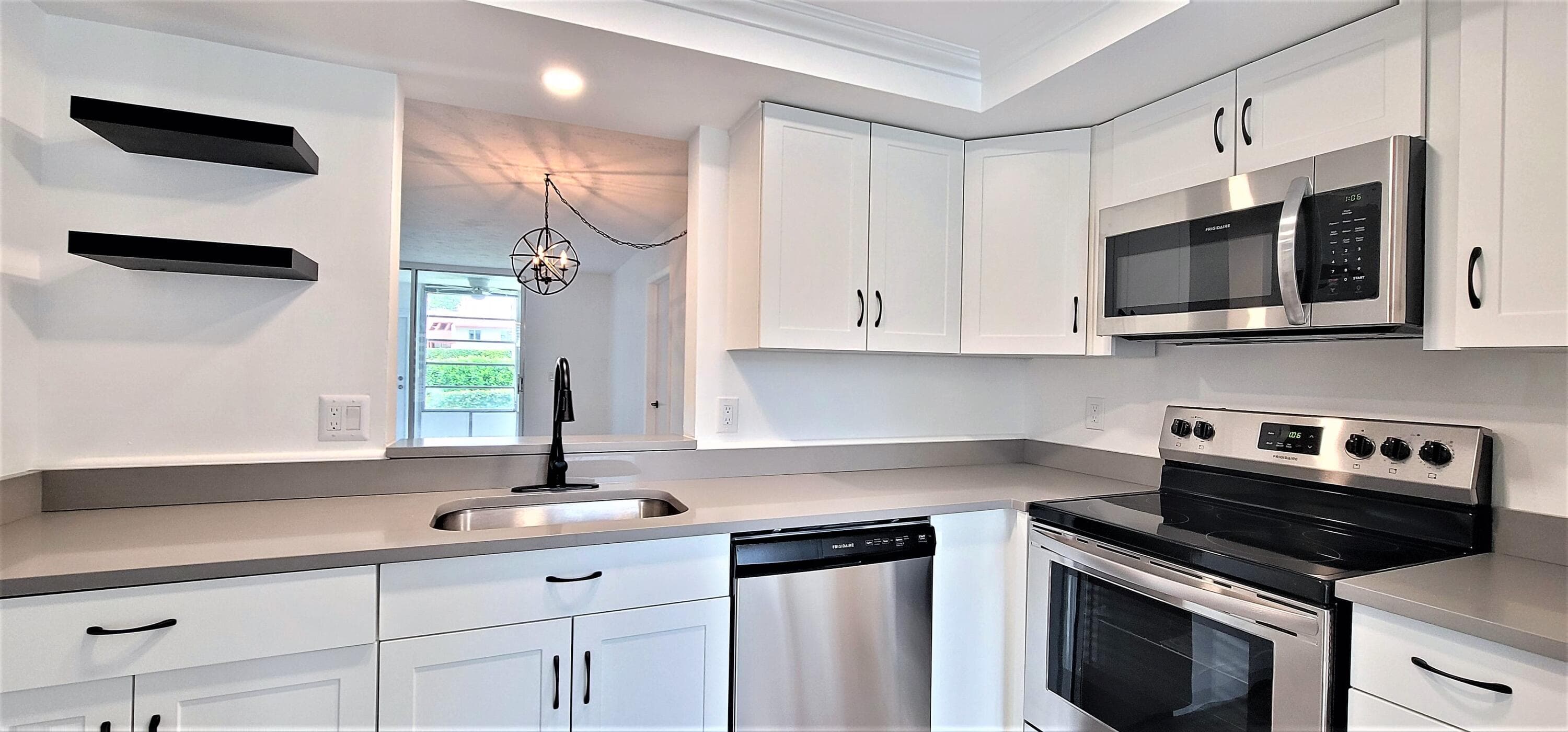 14 Willowbrook Lane Unit 104, Delray Beach, exterior view