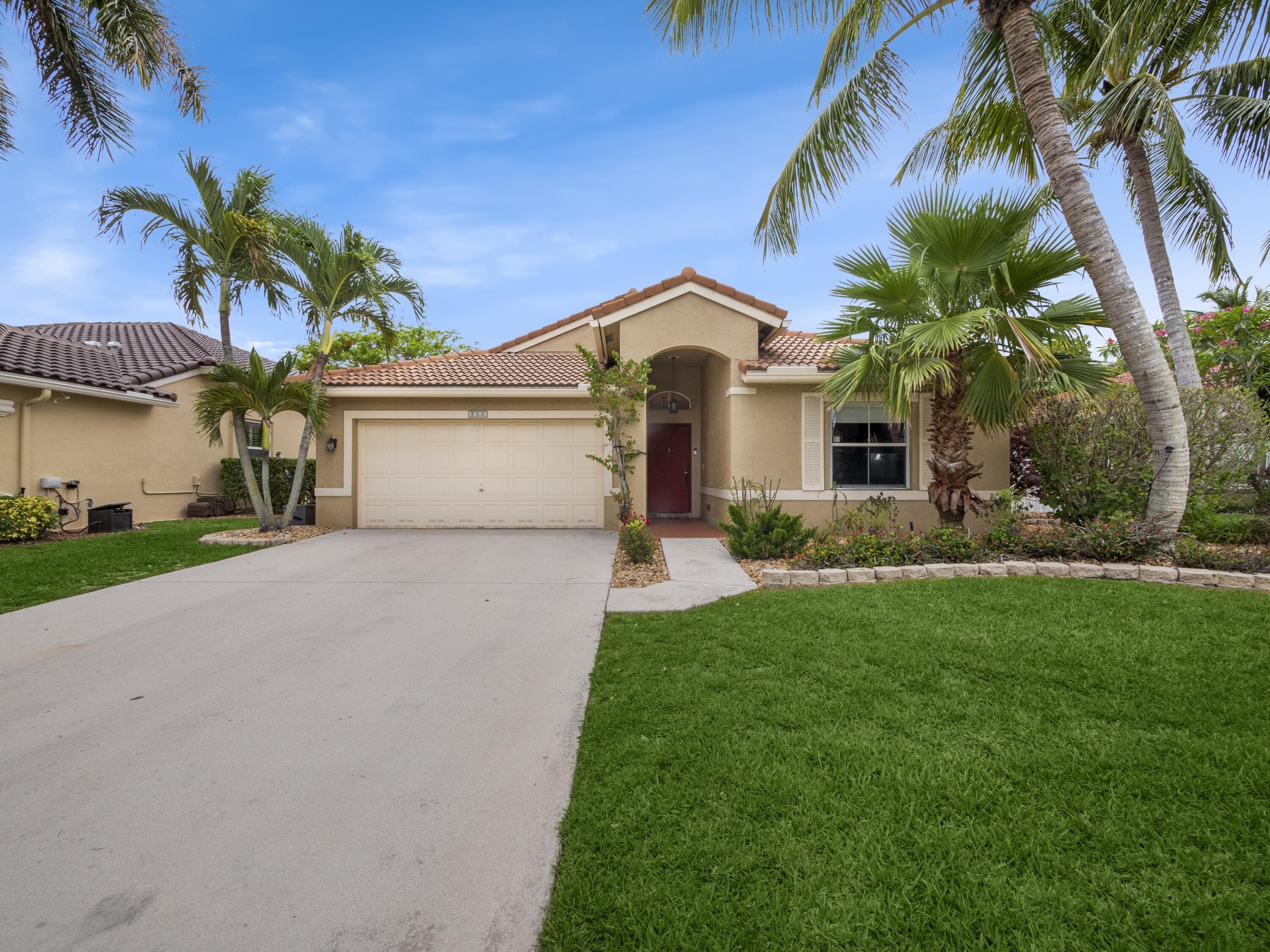 5381 Oakmont Village Circle, Lake Worth, view 2