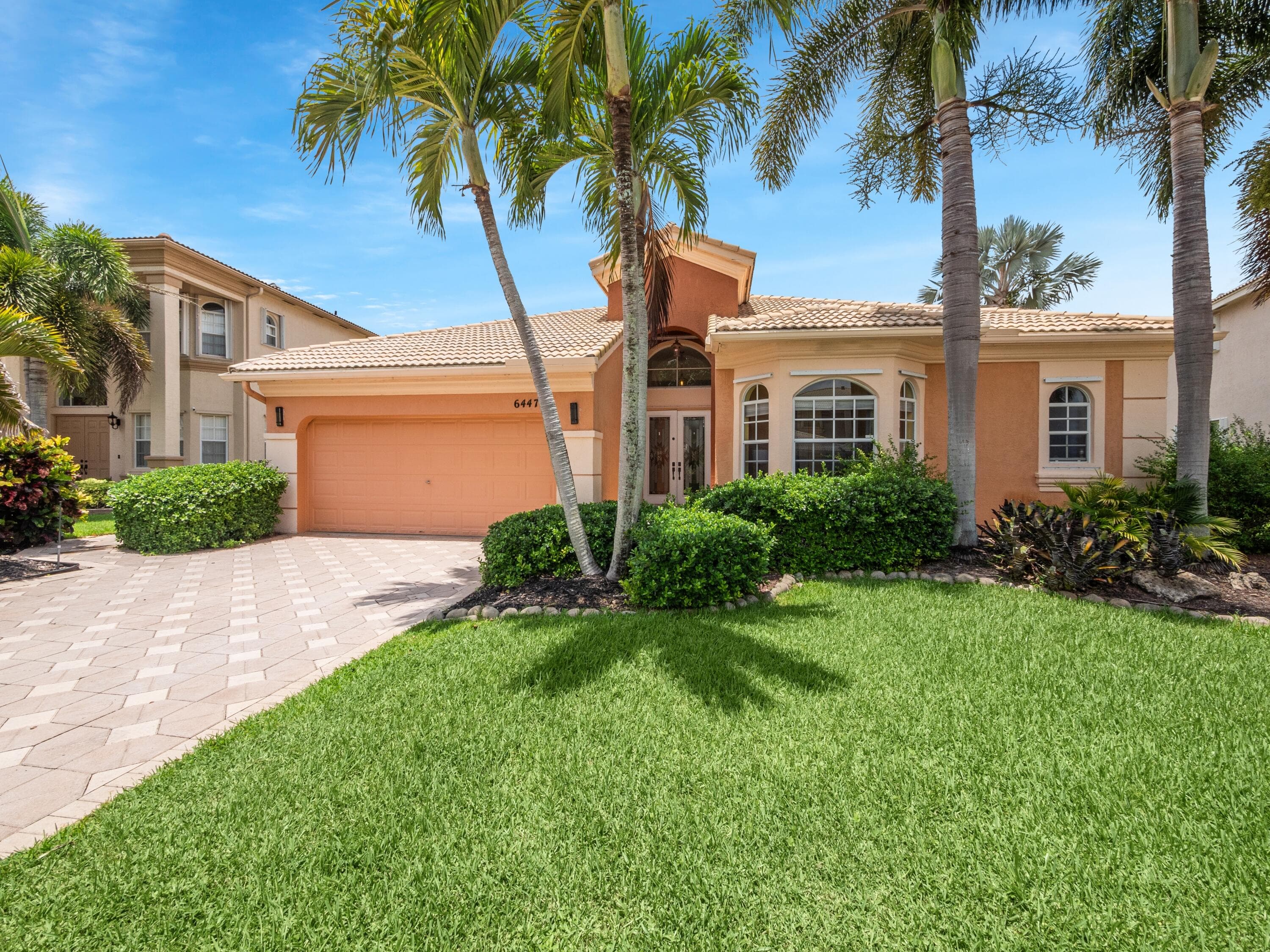 6447 Marbletree Lane, Lake Worth, view 2