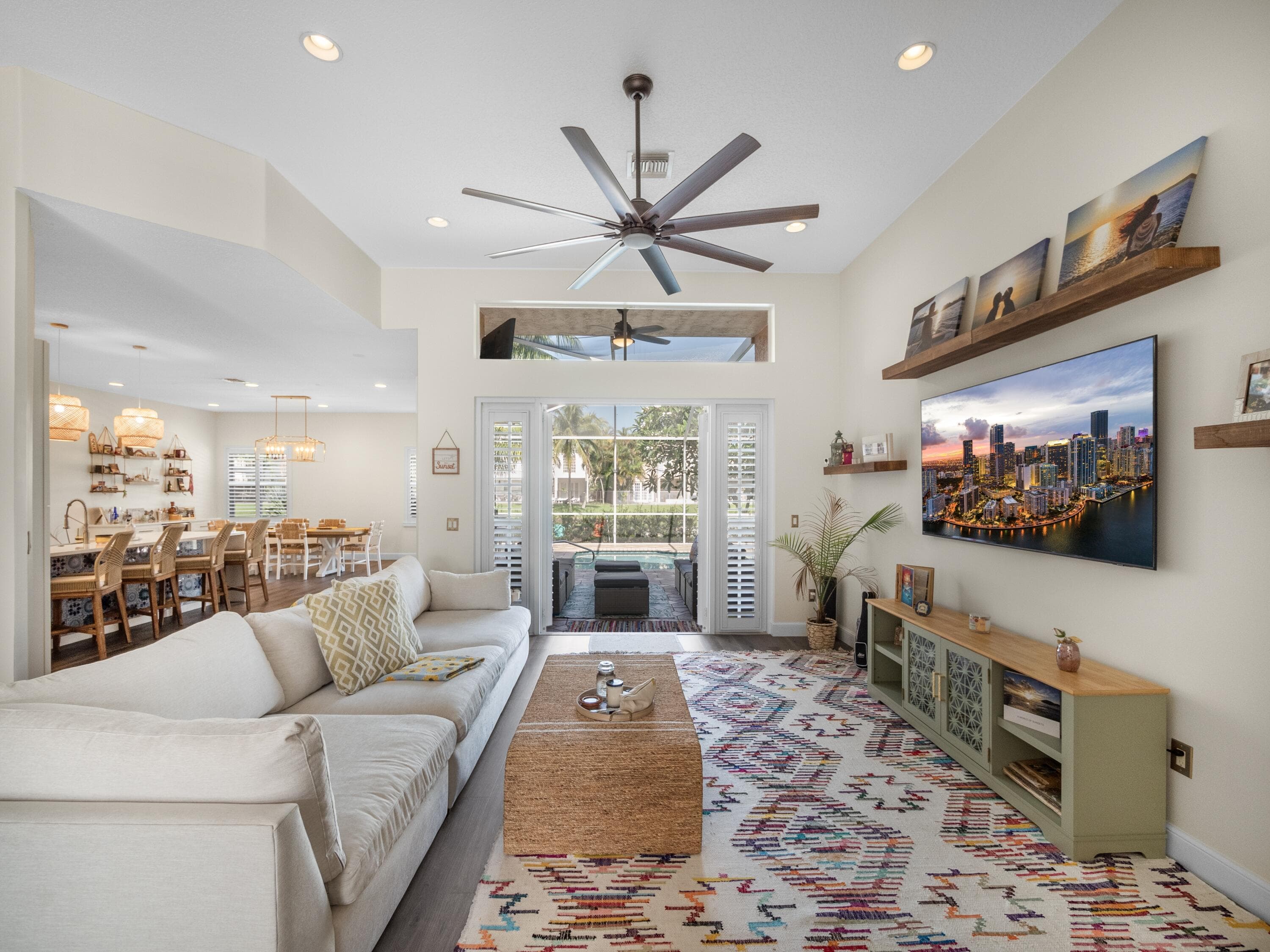 6447 Marbletree Lane, Lake Worth, view 3