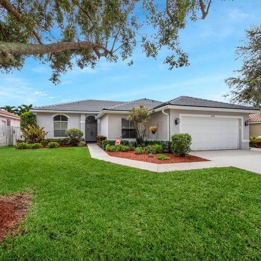 6768 Las Colinas Street, Lake Worth, view 2