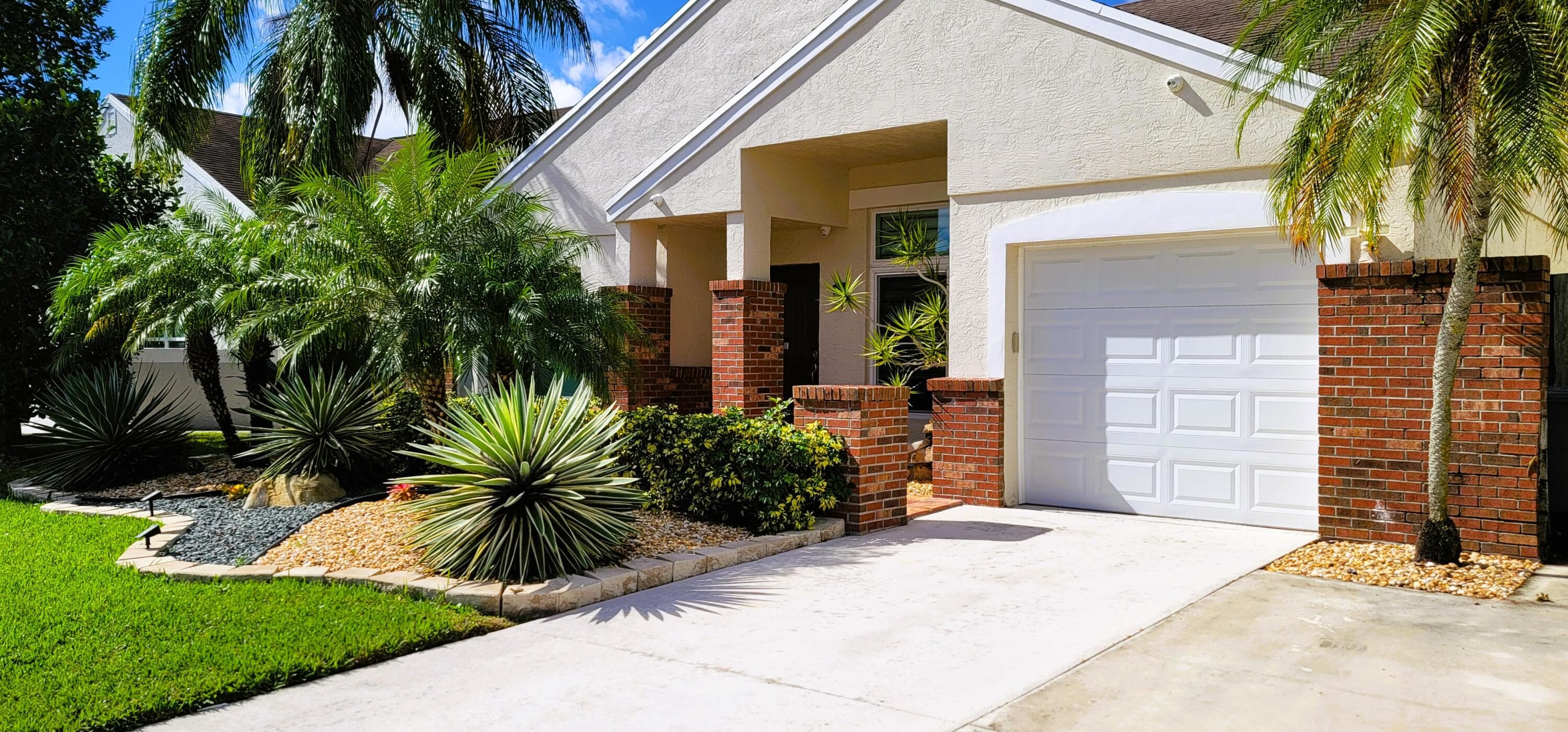 23041 Floralwood Lane, Boca Raton, view 2