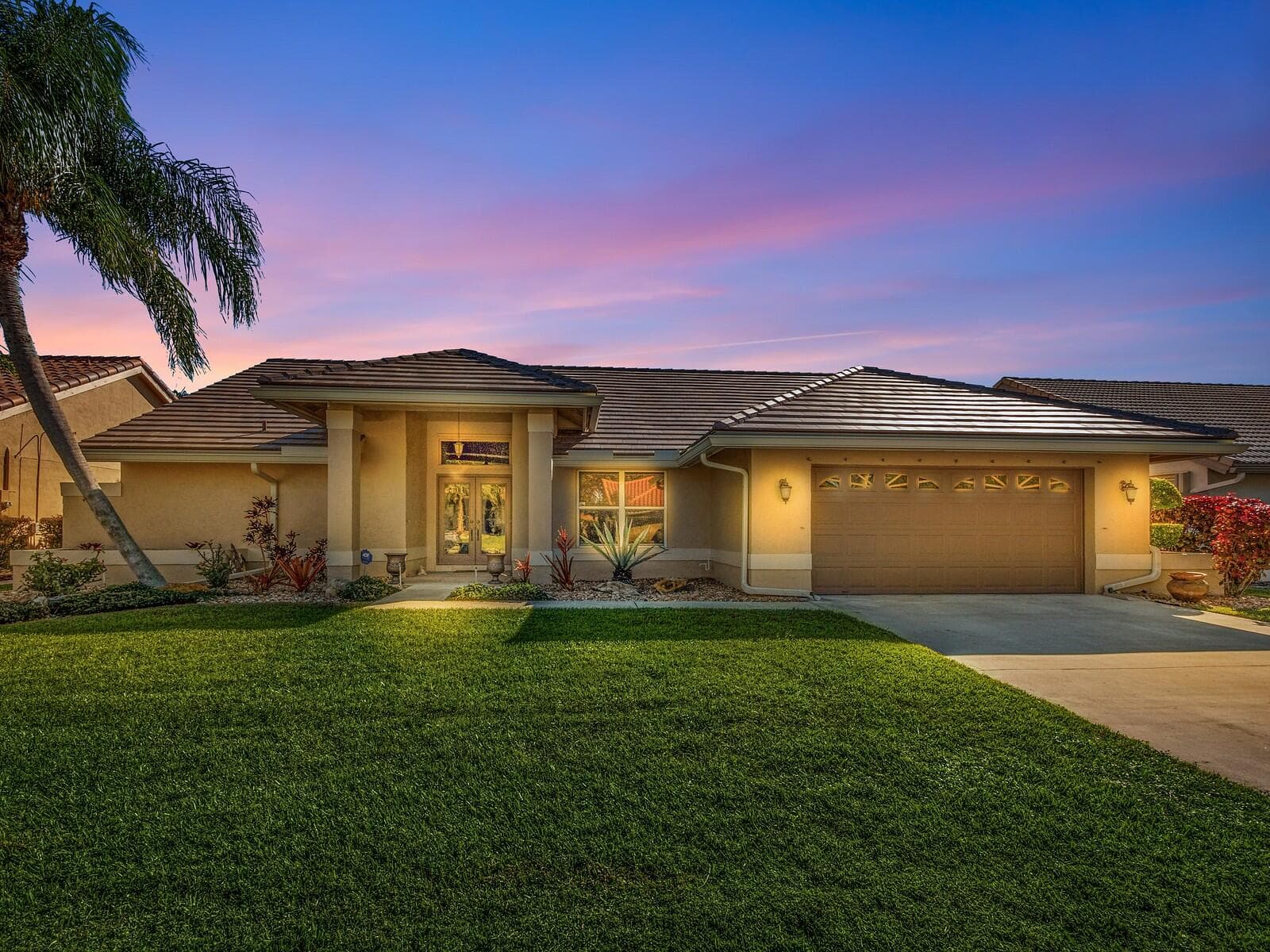 5864 Wedgewood Village Circle, Lake Worth, view 2
