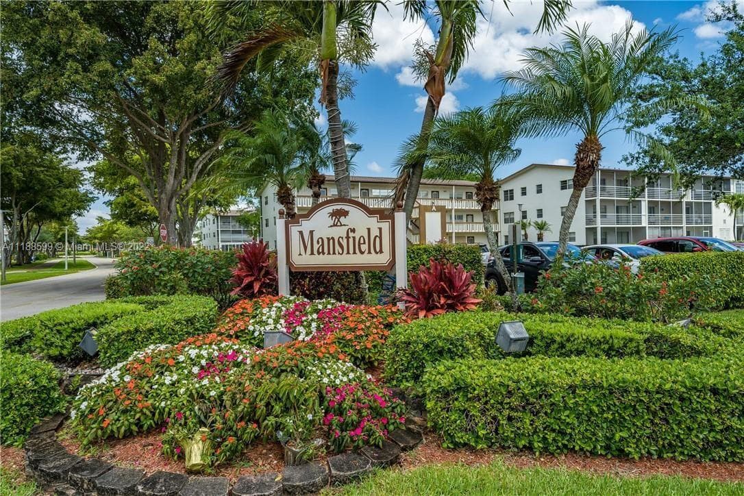 223 Mansfield F, Boca Raton, exterior view