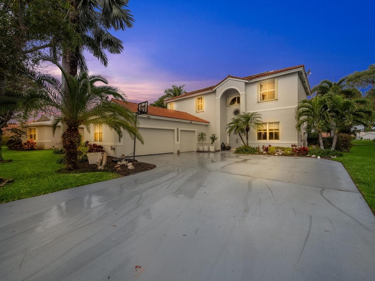 5591 Bermuda Dunes Circle, Lake Worth, exterior view
