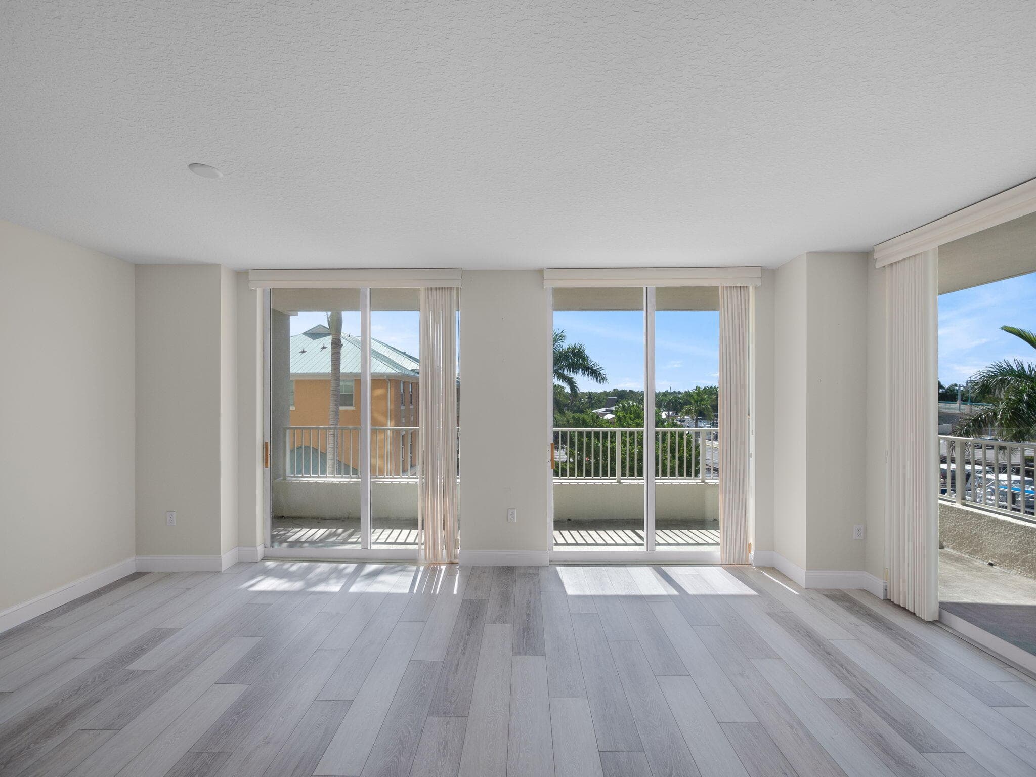 625 Casa Loma Boulevard Unit 302, Boynton Beach, view 4