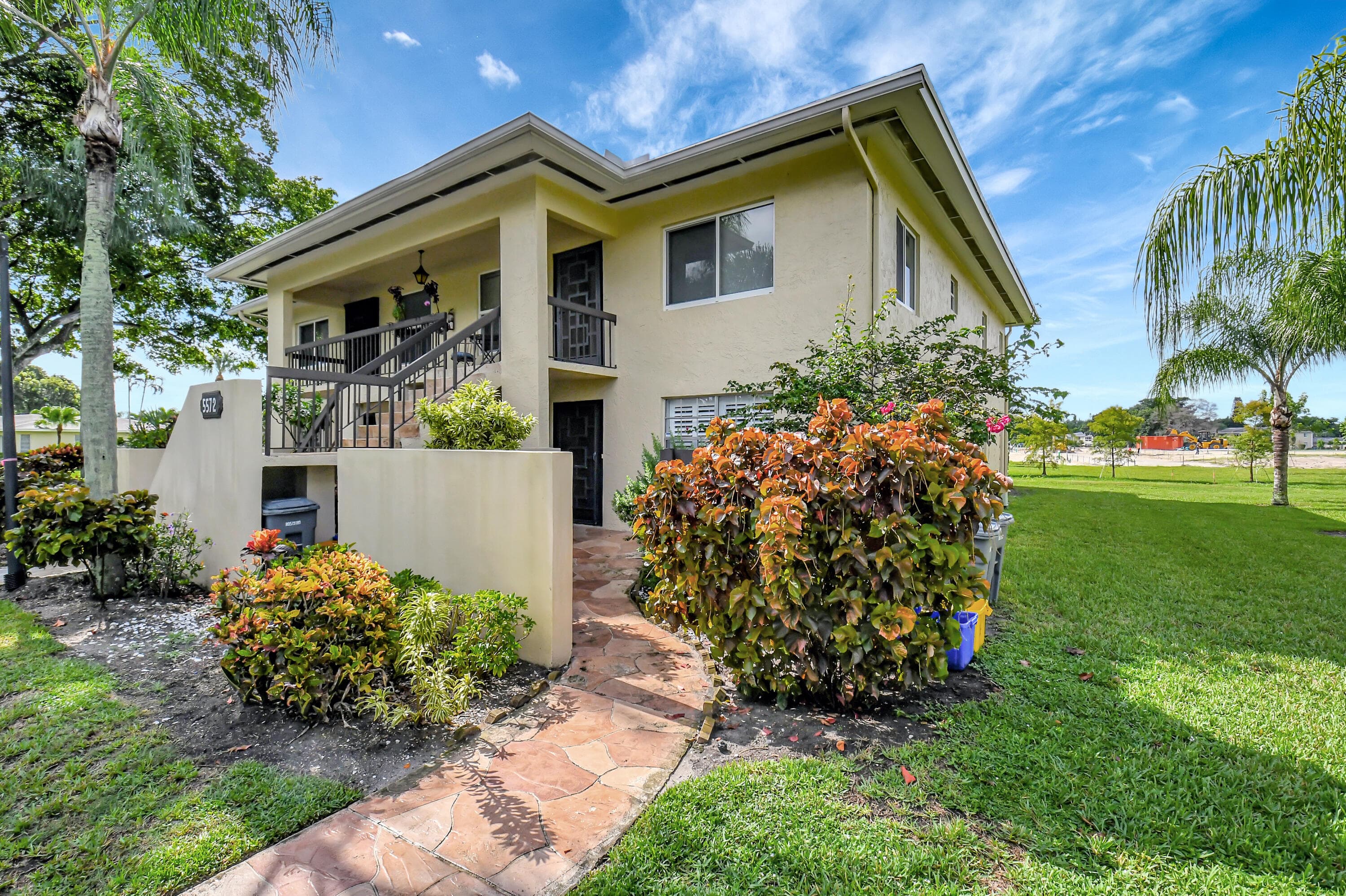 5572 Via Delray Unit C, Delray Beach, exterior view