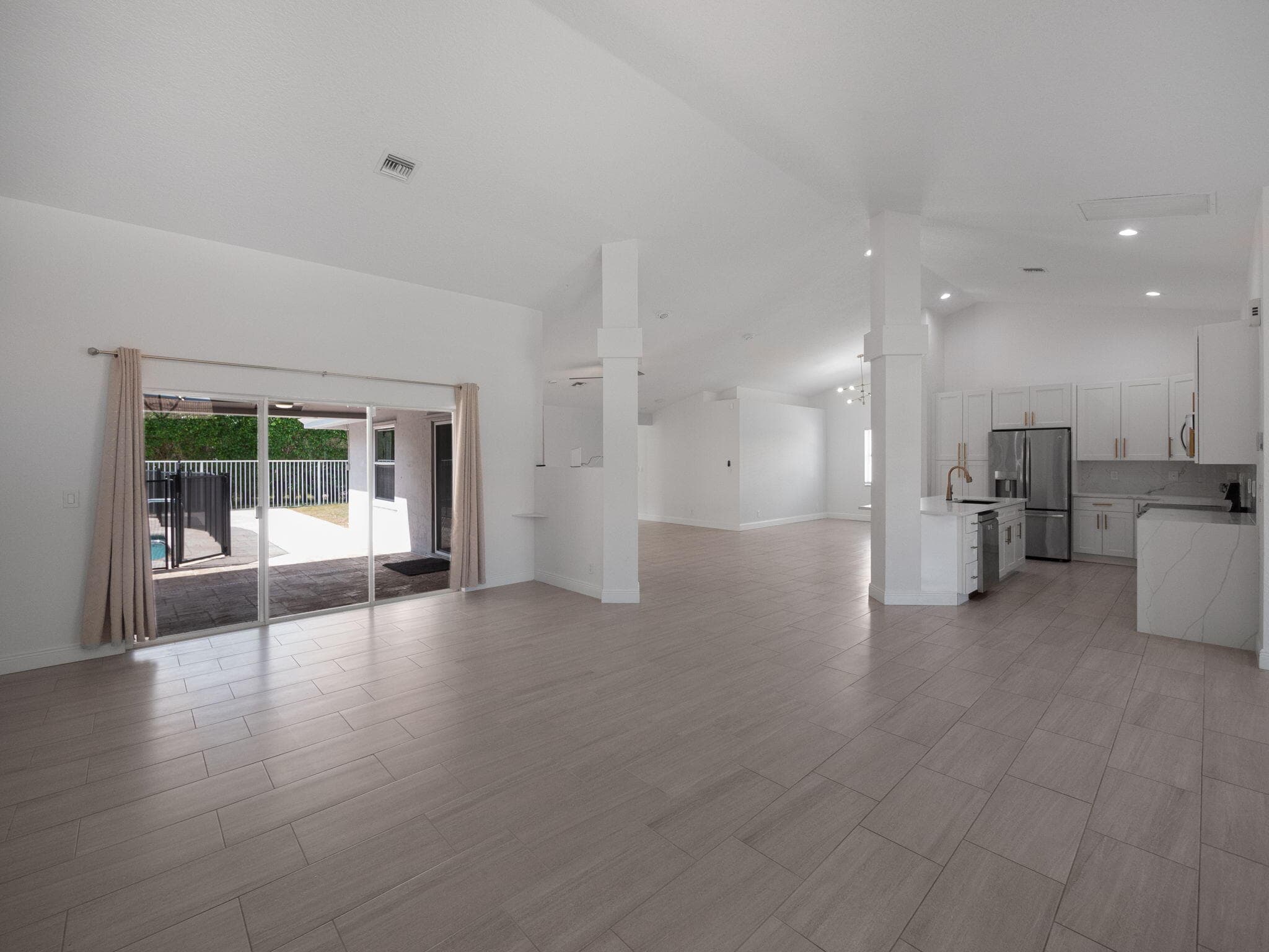 5906 Wedgewood Village Circle, Lake Worth, view 3