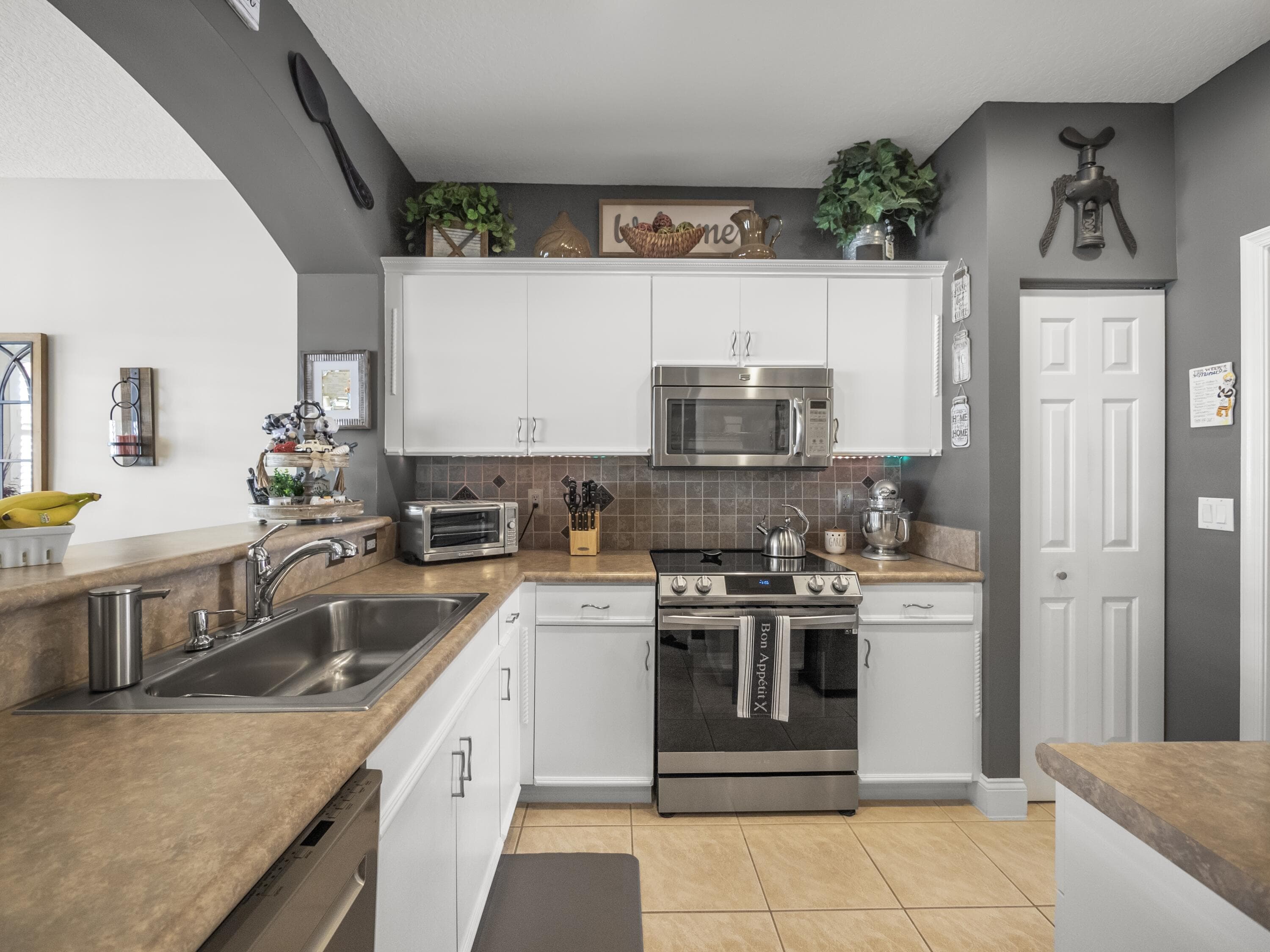 4954 Mallory Street, Lake Worth, view 4