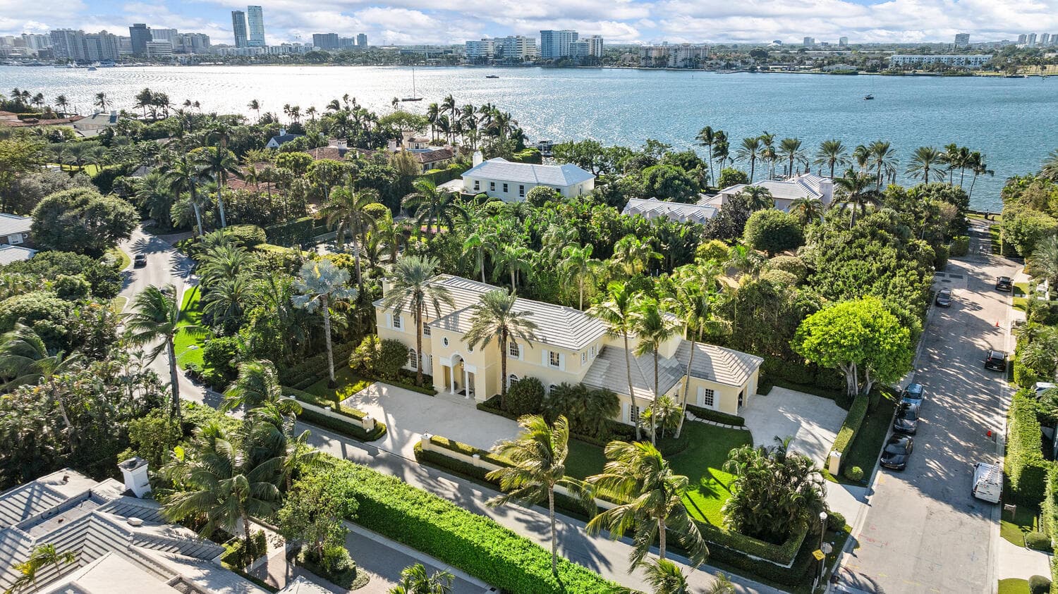 510 N Lake Way, Palm Beach, view 2