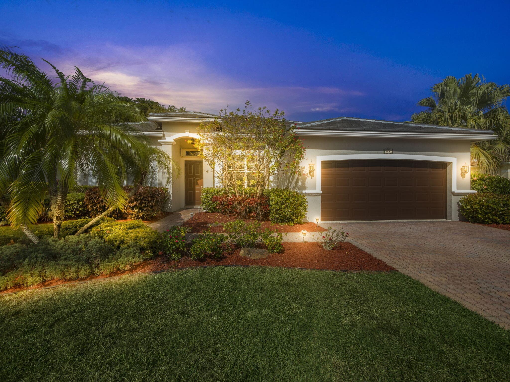 5441 Oakmont Village Circle, Lake Worth, exterior view