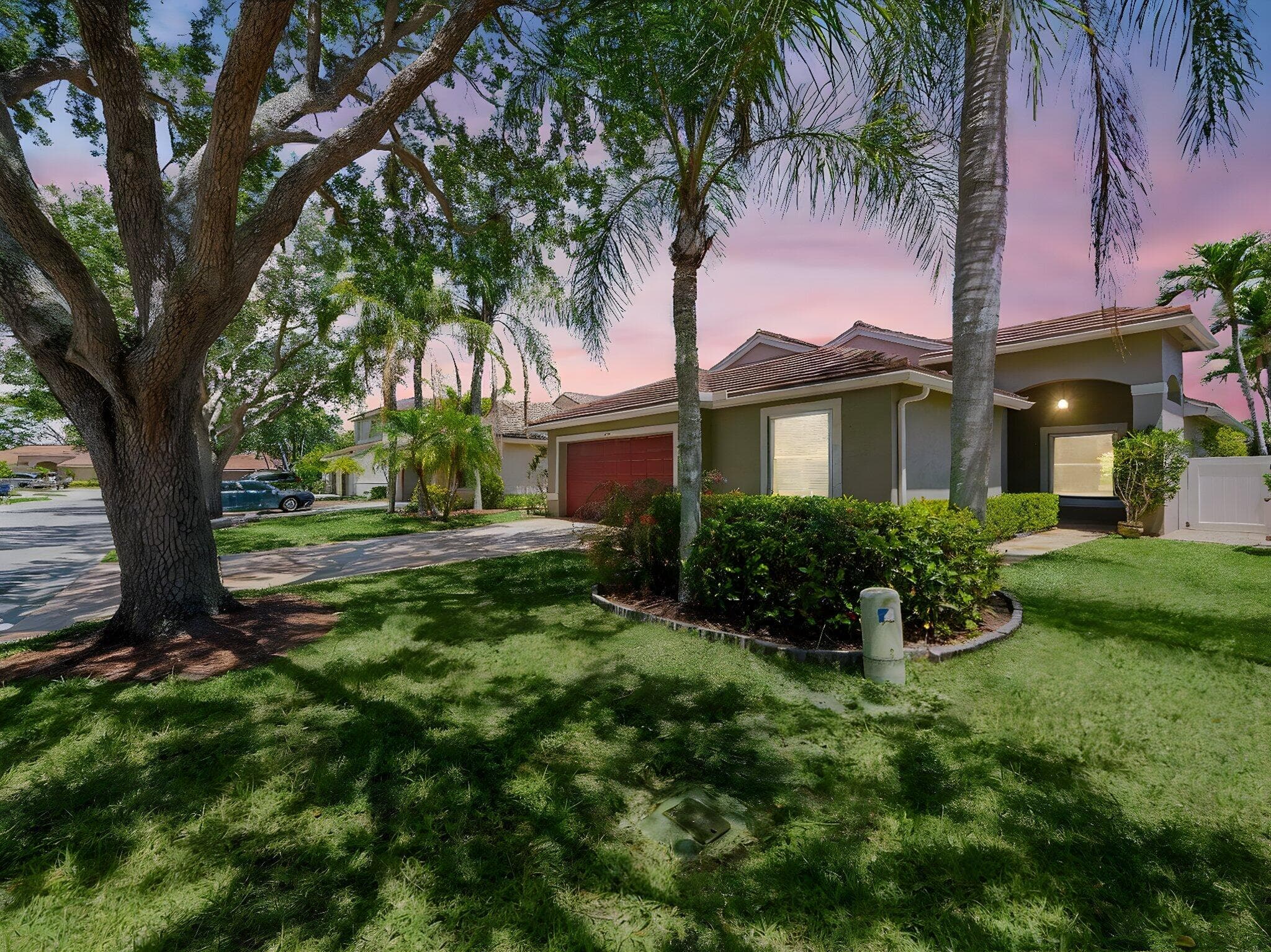 6287 Grand Cypress Circle, Lake Worth, exterior view