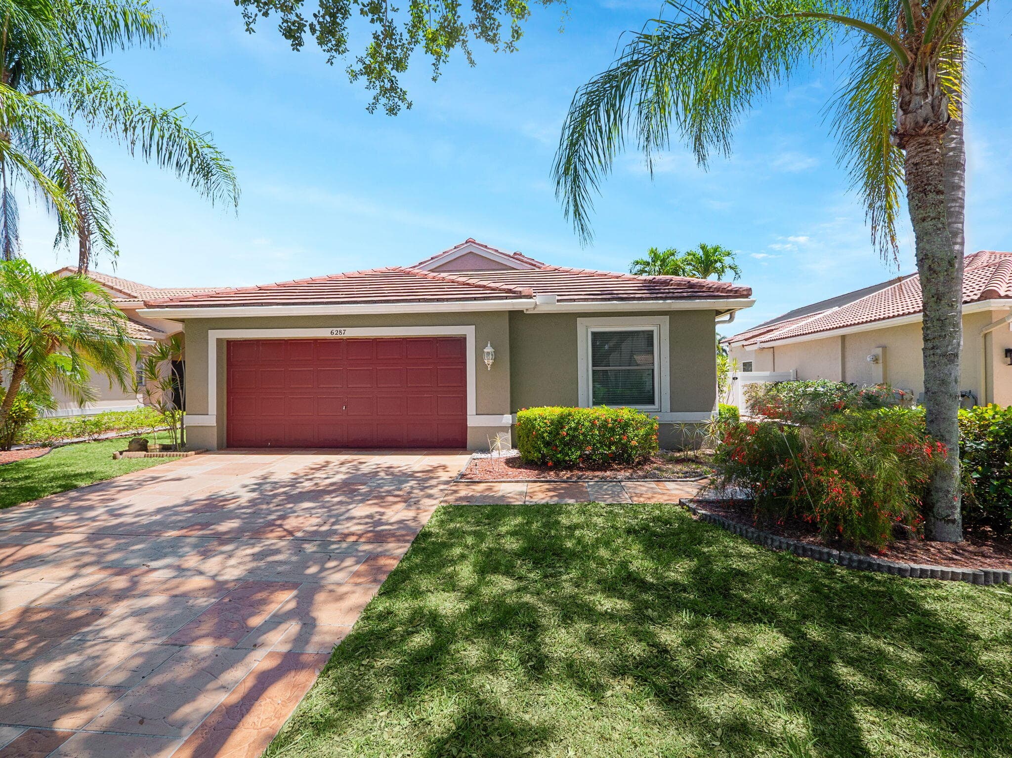 6287 Grand Cypress Circle, Lake Worth, view 3