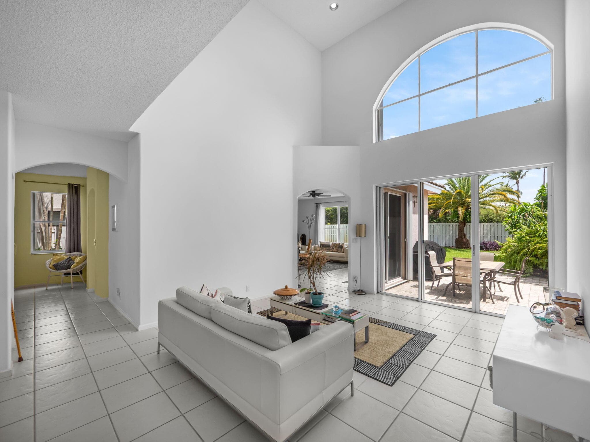 6211 Shadow Tree Lane, Lake Worth, view 3
