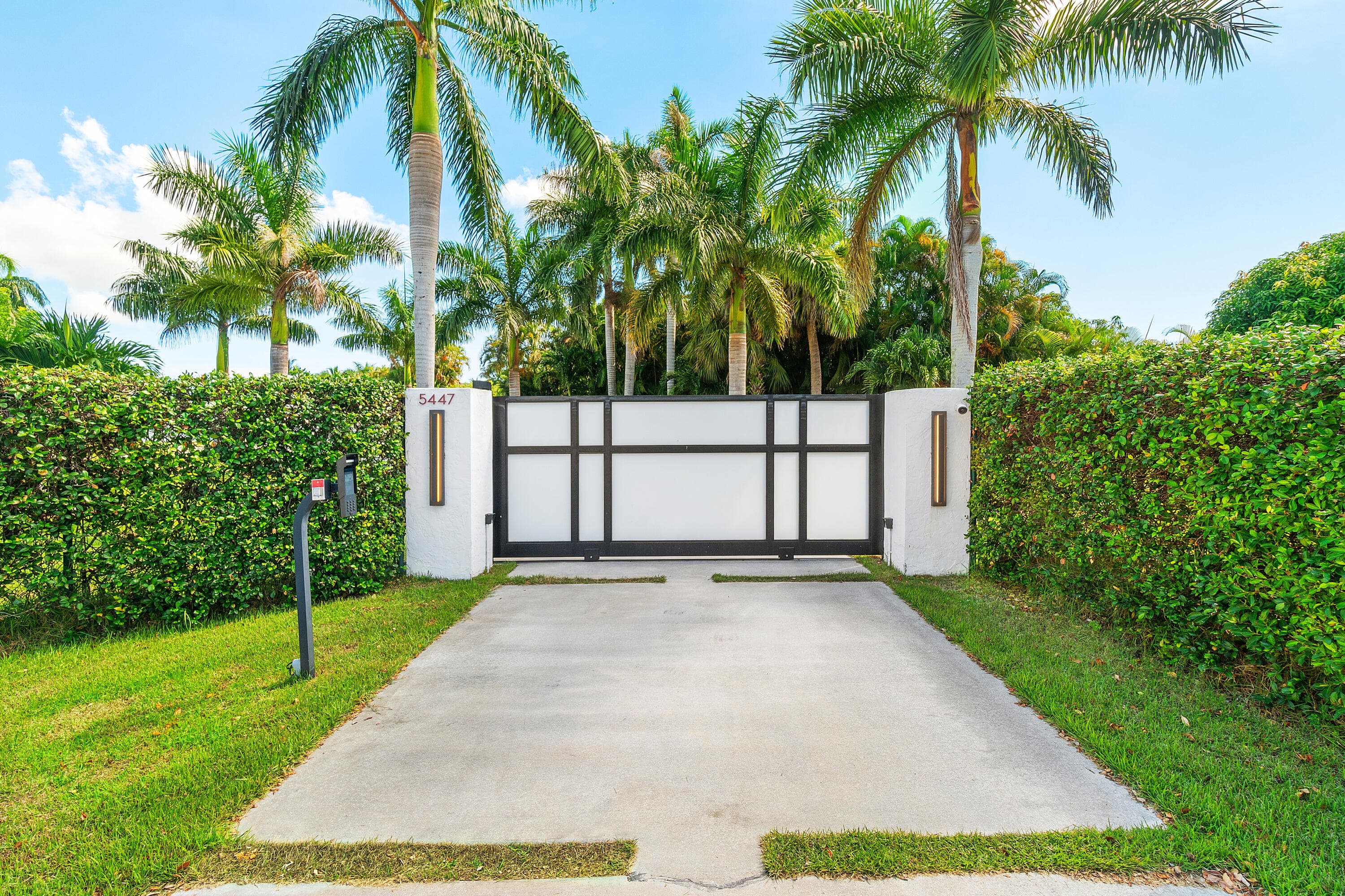 5447 Center Street, Jupiter, view 5