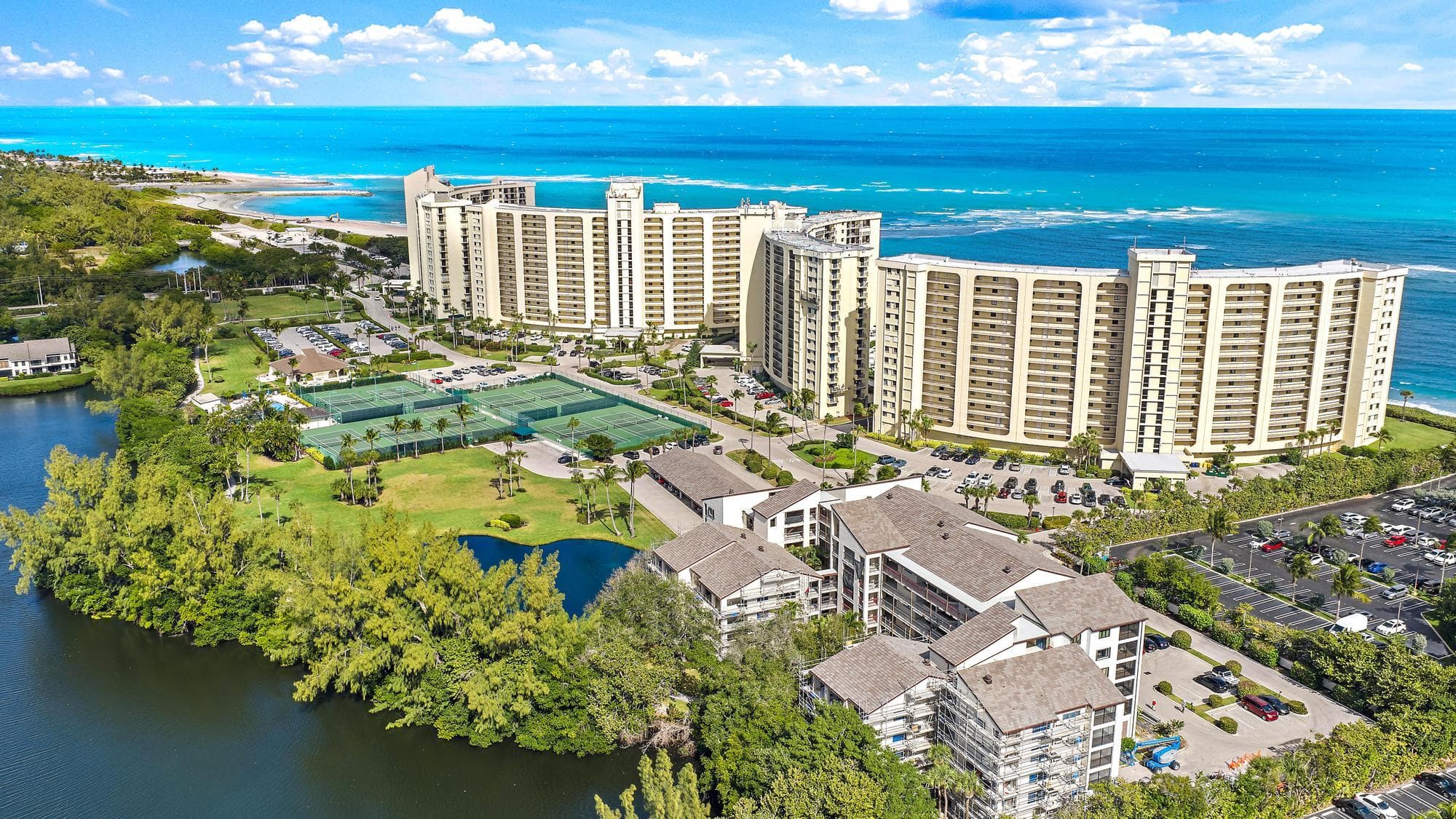 500 Ocean Trail Way Unit 305, Jupiter, view 2