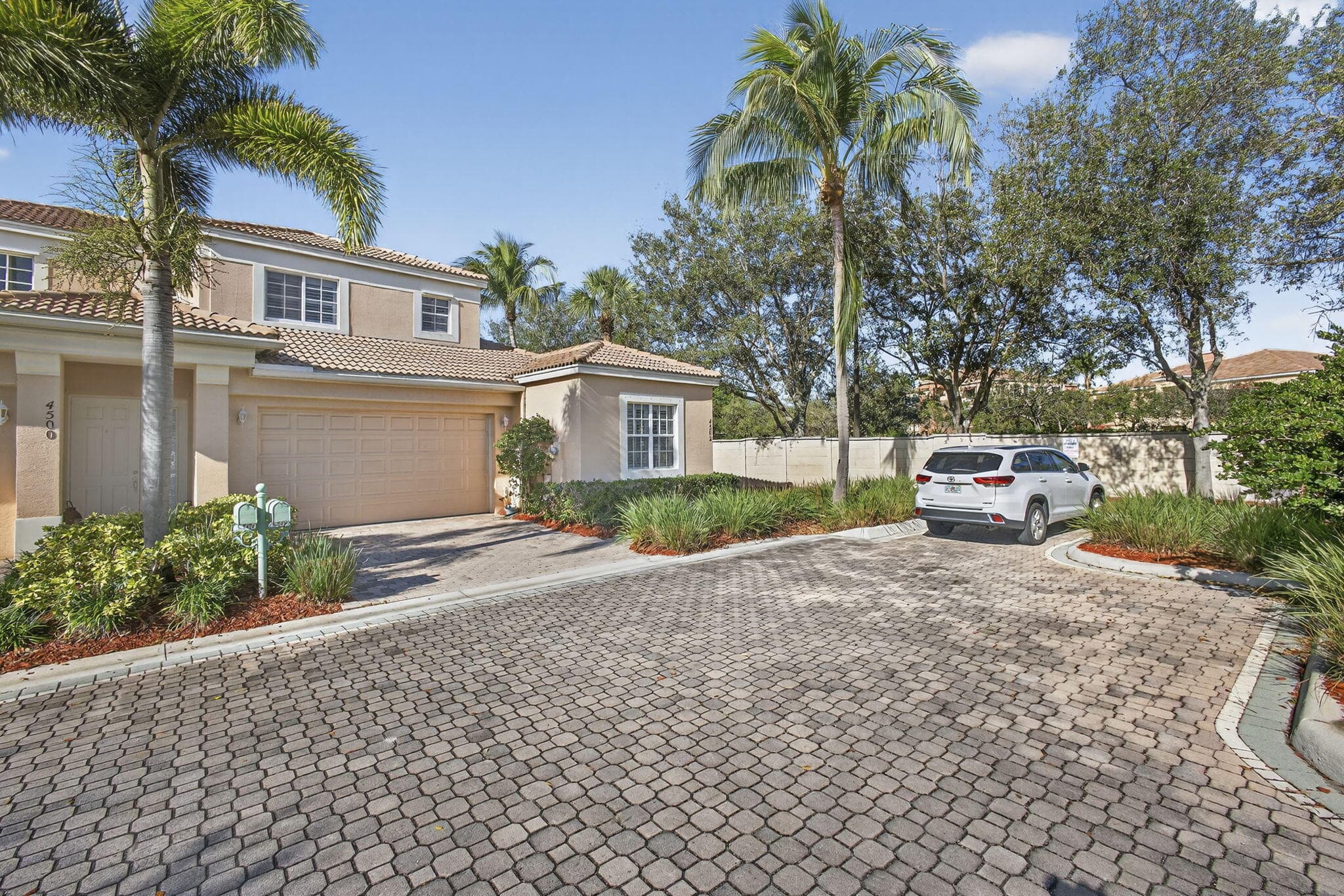 4502 Hickory Drive, Palm Beach Gardens, view 4