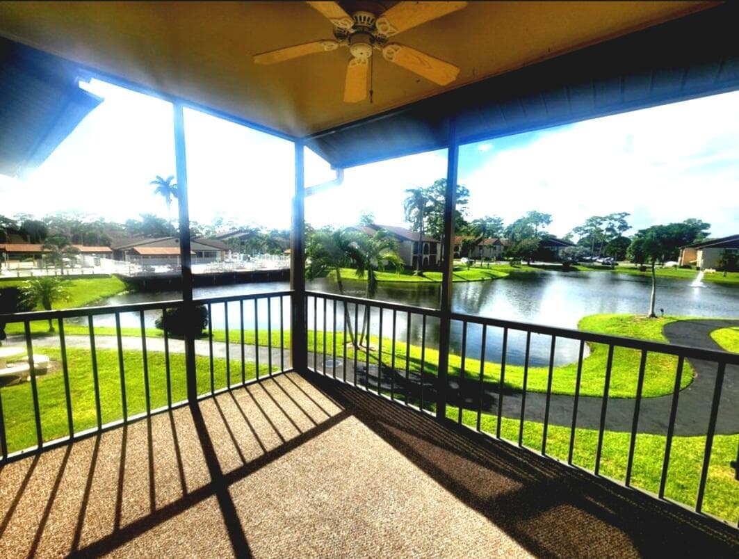 209 Pine Hov Circle Unit B-2, Greenacres, view 2