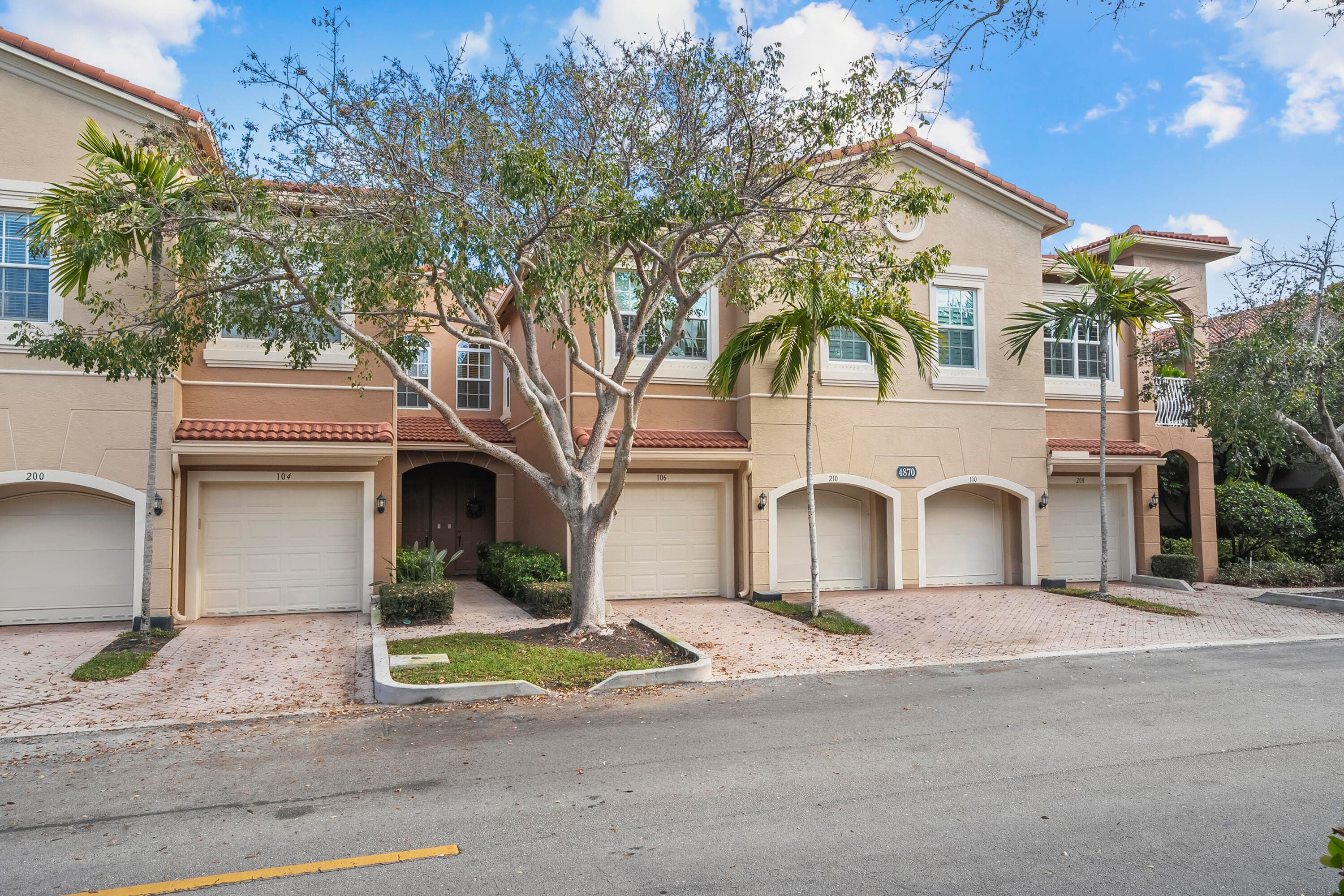 4870 Bonsai Circle Unit 106, Palm Beach Gardens, view 2