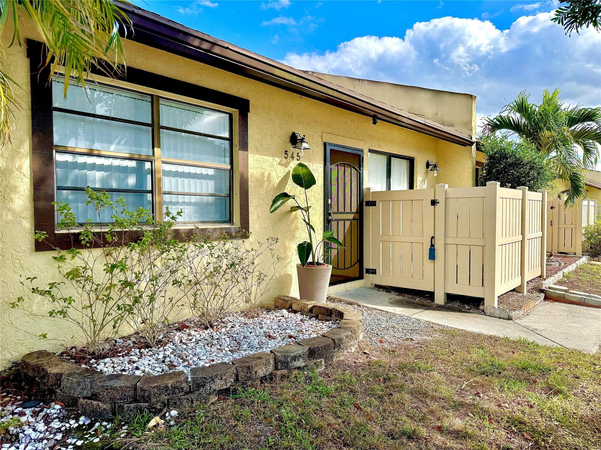545 Banks Road Unit 7-522, Margate, exterior view