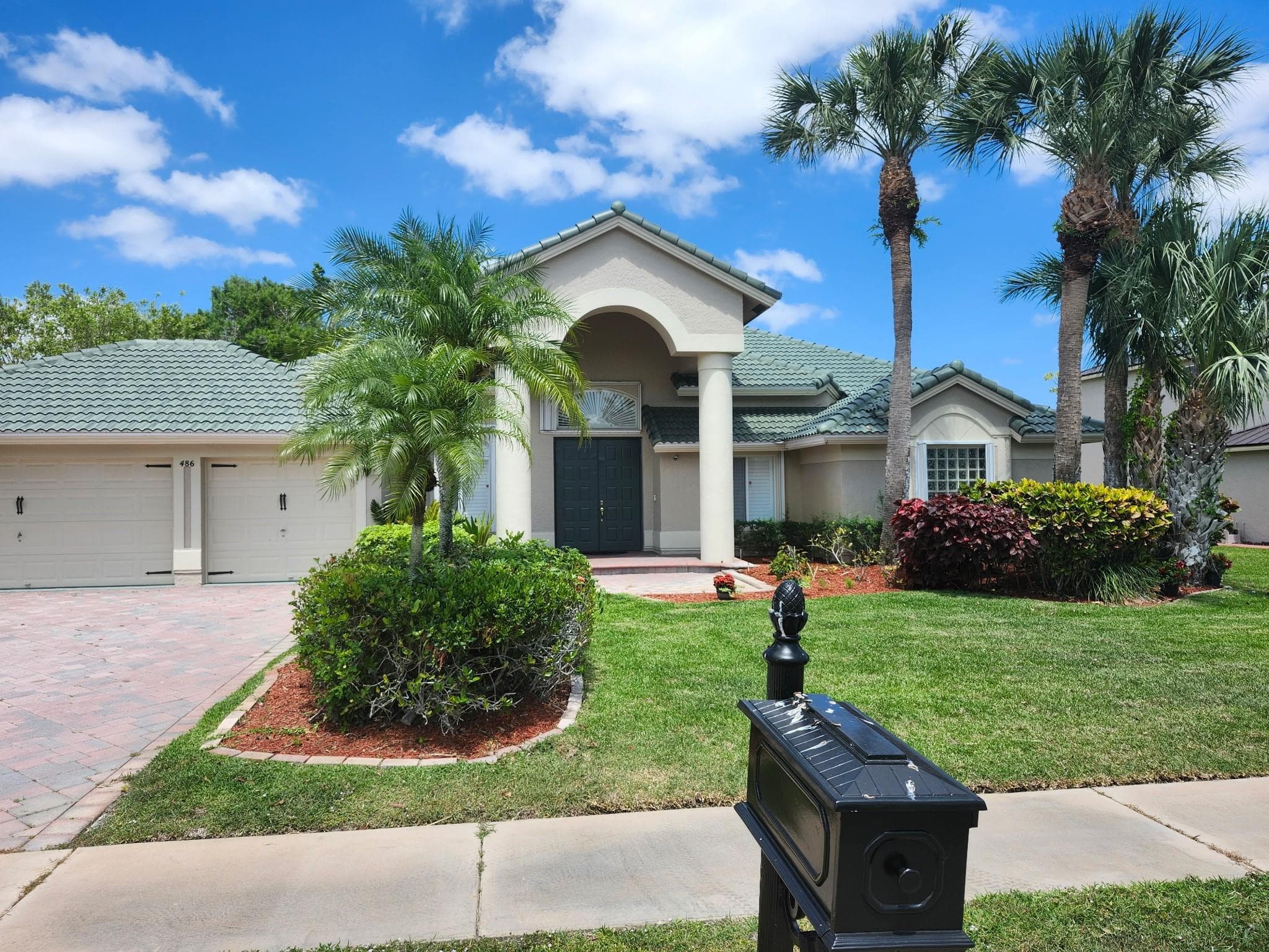486 Cypress Green Circle, Wellington, view 2