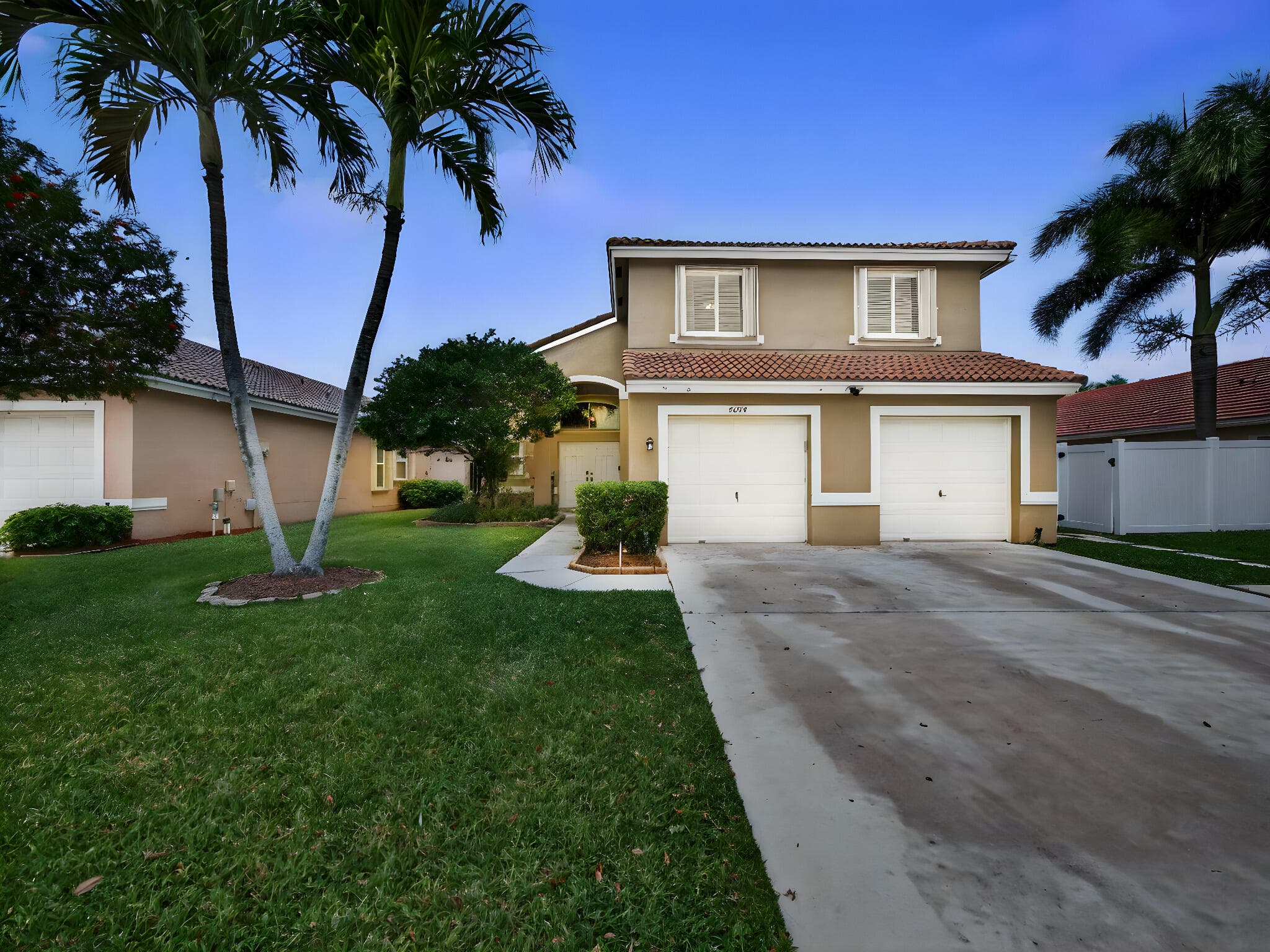 5053 Prairie Dunes Village Circle, Lake Worth, exterior view