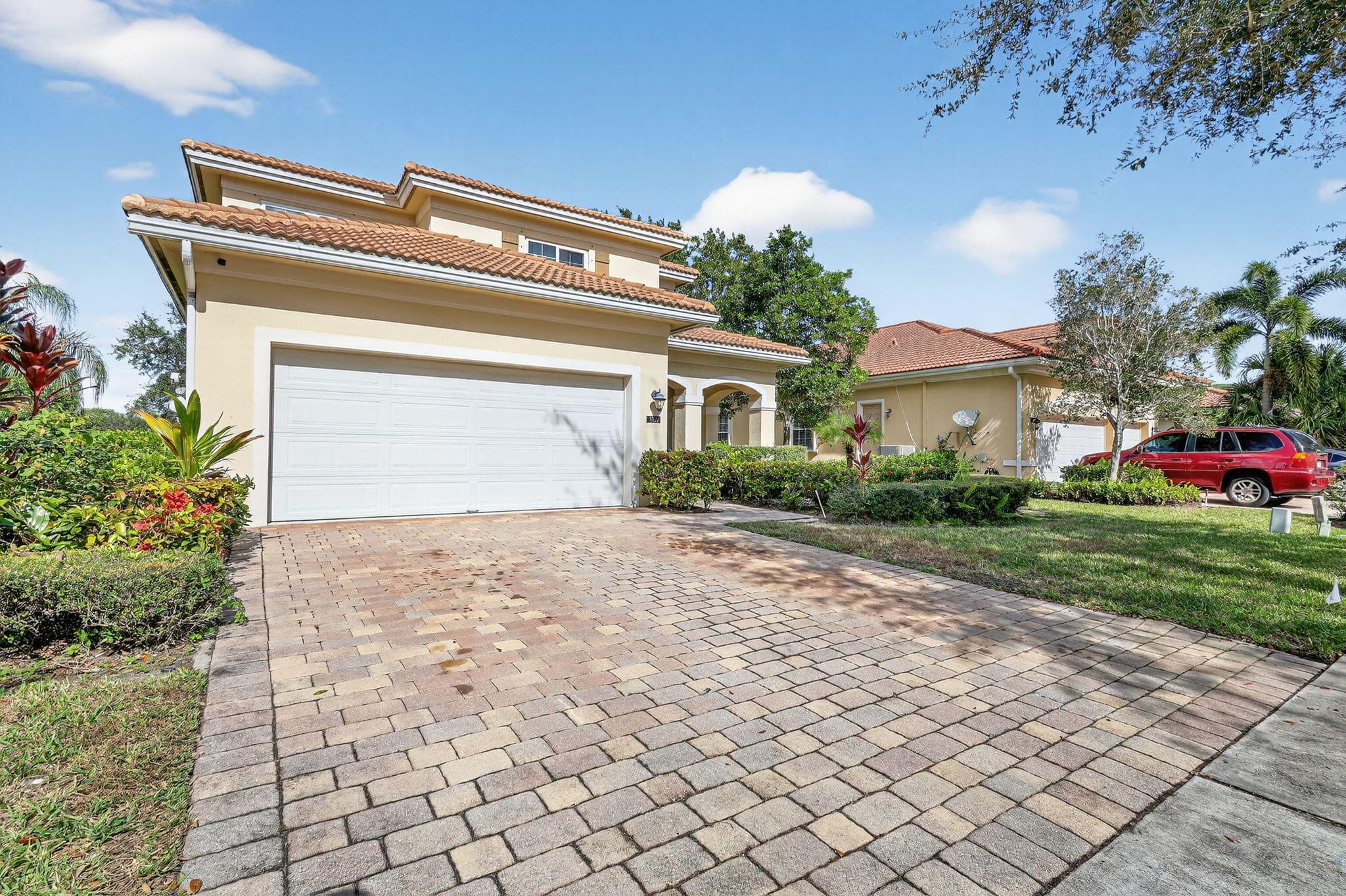 6720 Osage Circle, Greenacres, view 2