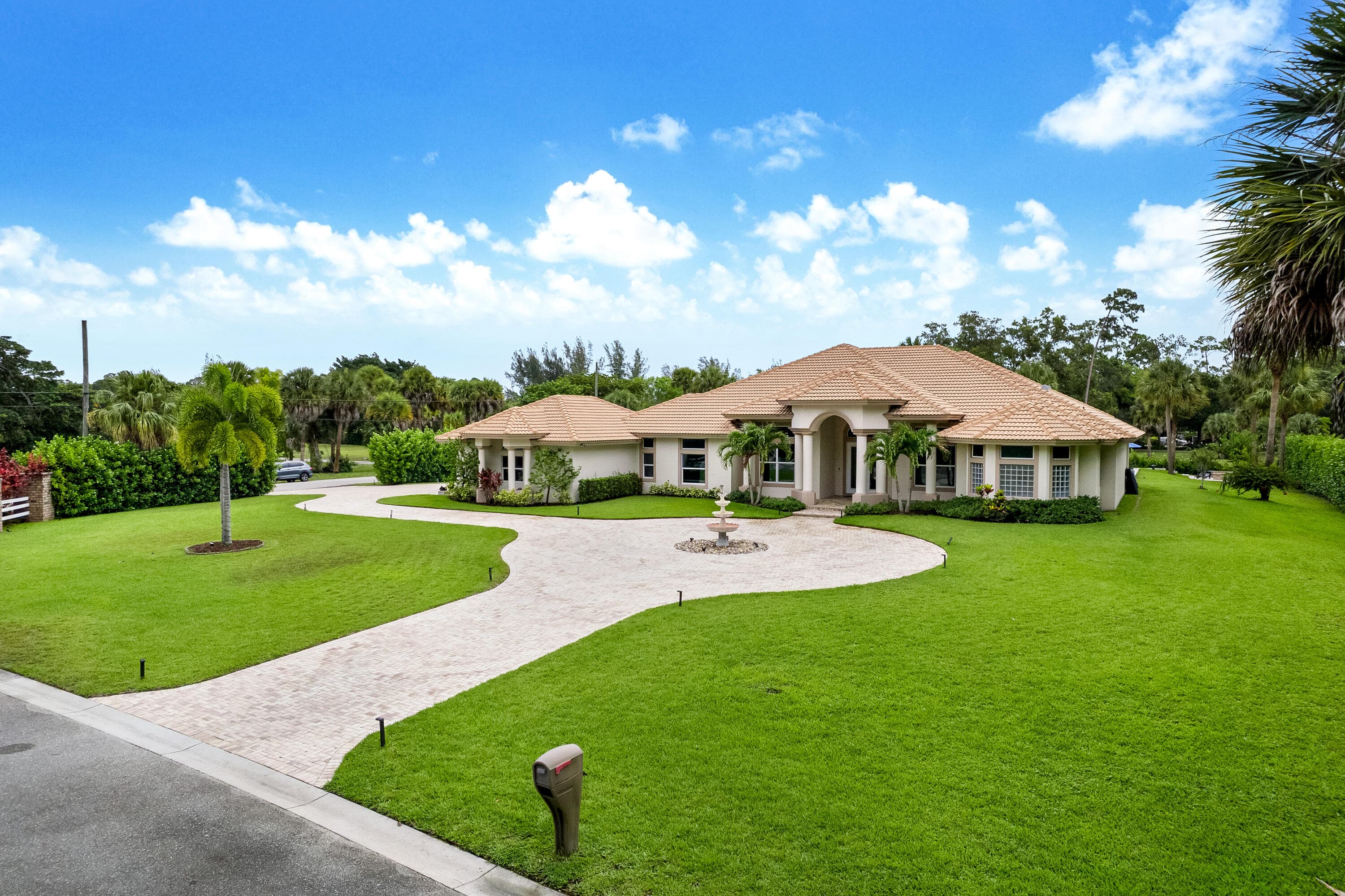 142 Brynhurst Court, West Palm Beach, view 5