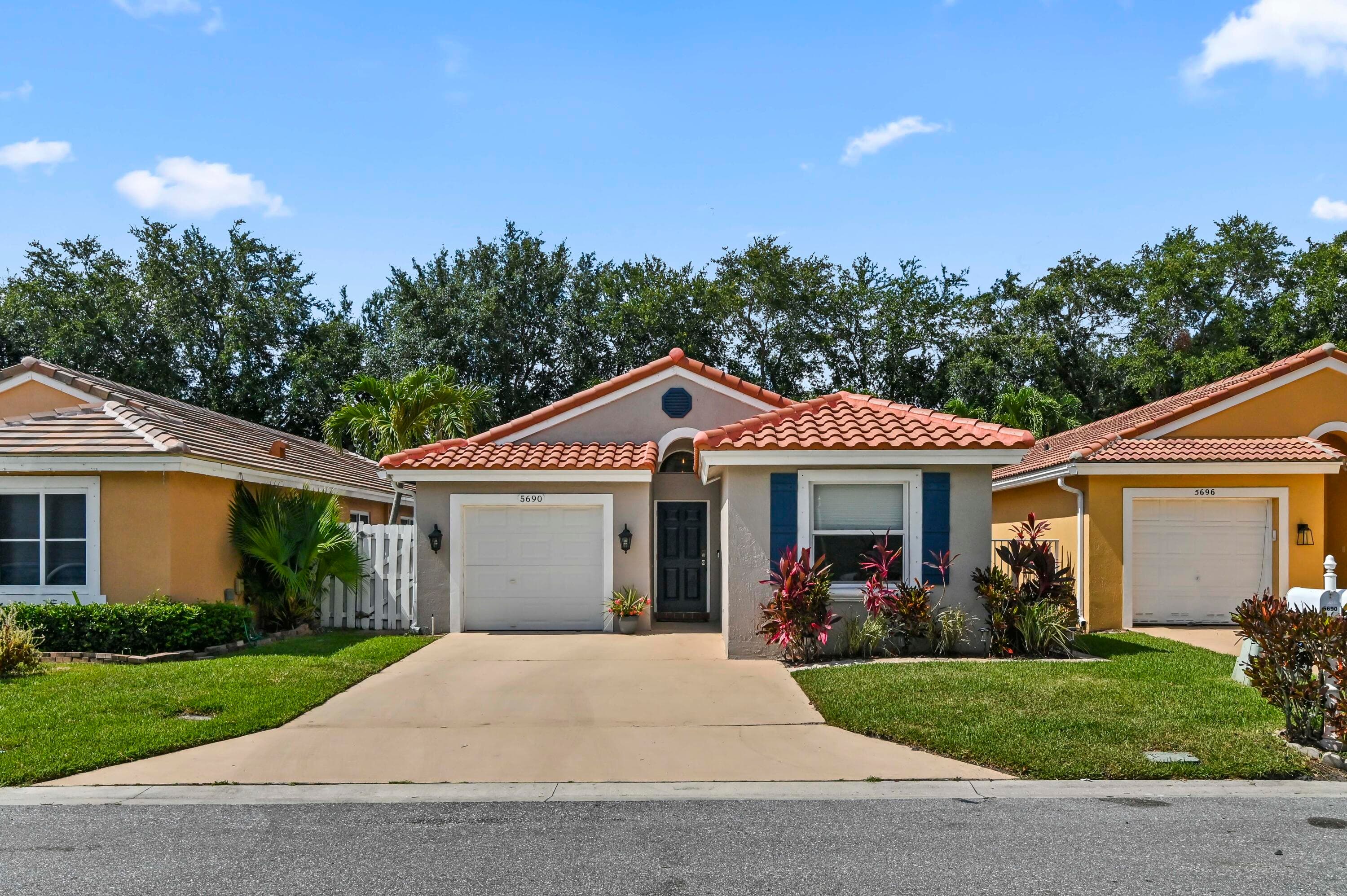 5690 Green Island Drive, Lake Worth