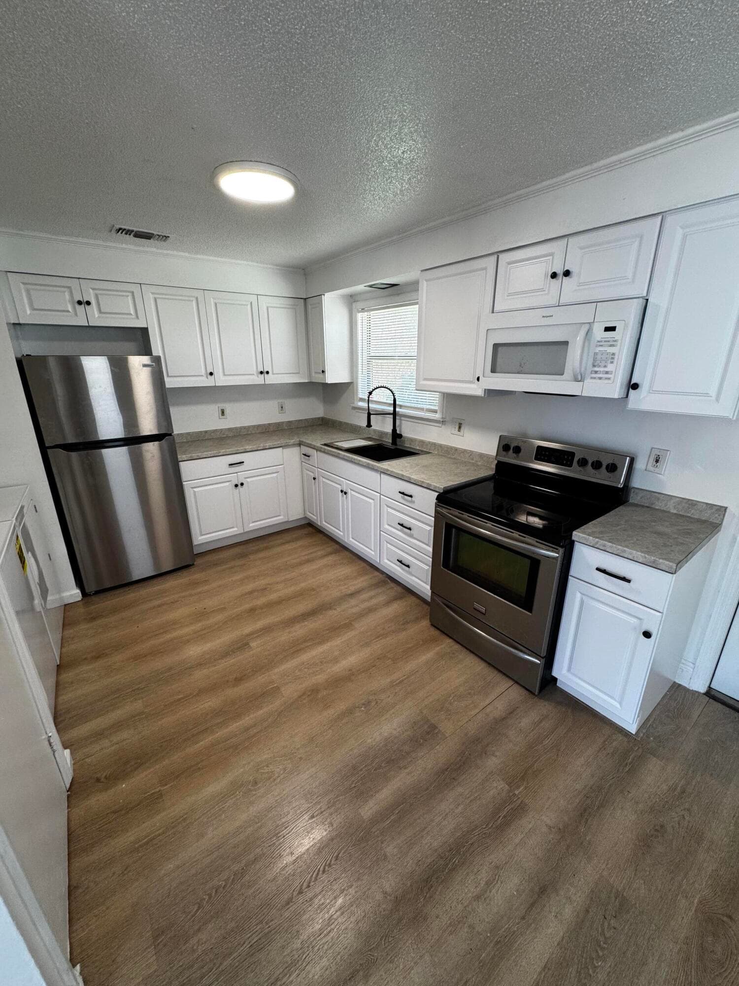 1464 W 32nd Street, Riviera Beach, view 3