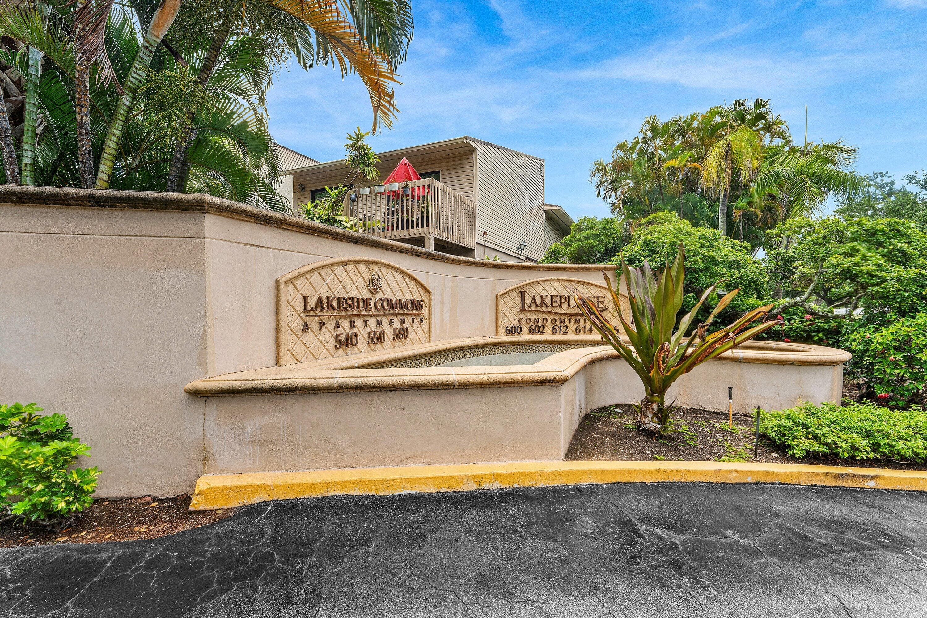 612 Executive Center Drive Unit 107, West Palm Beach, view 4