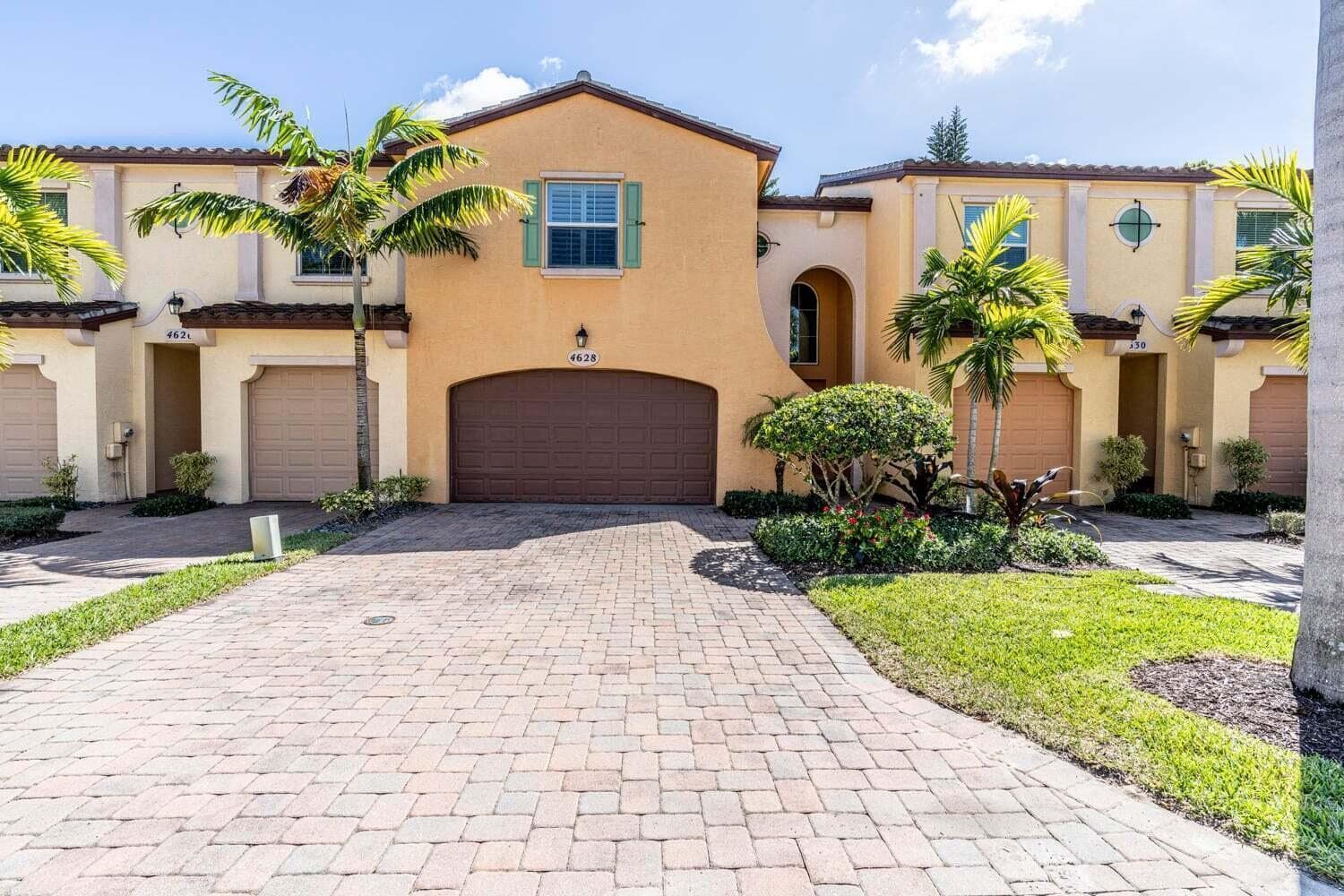 4628 Mediterranean Circle, Palm Beach Gardens, view 2