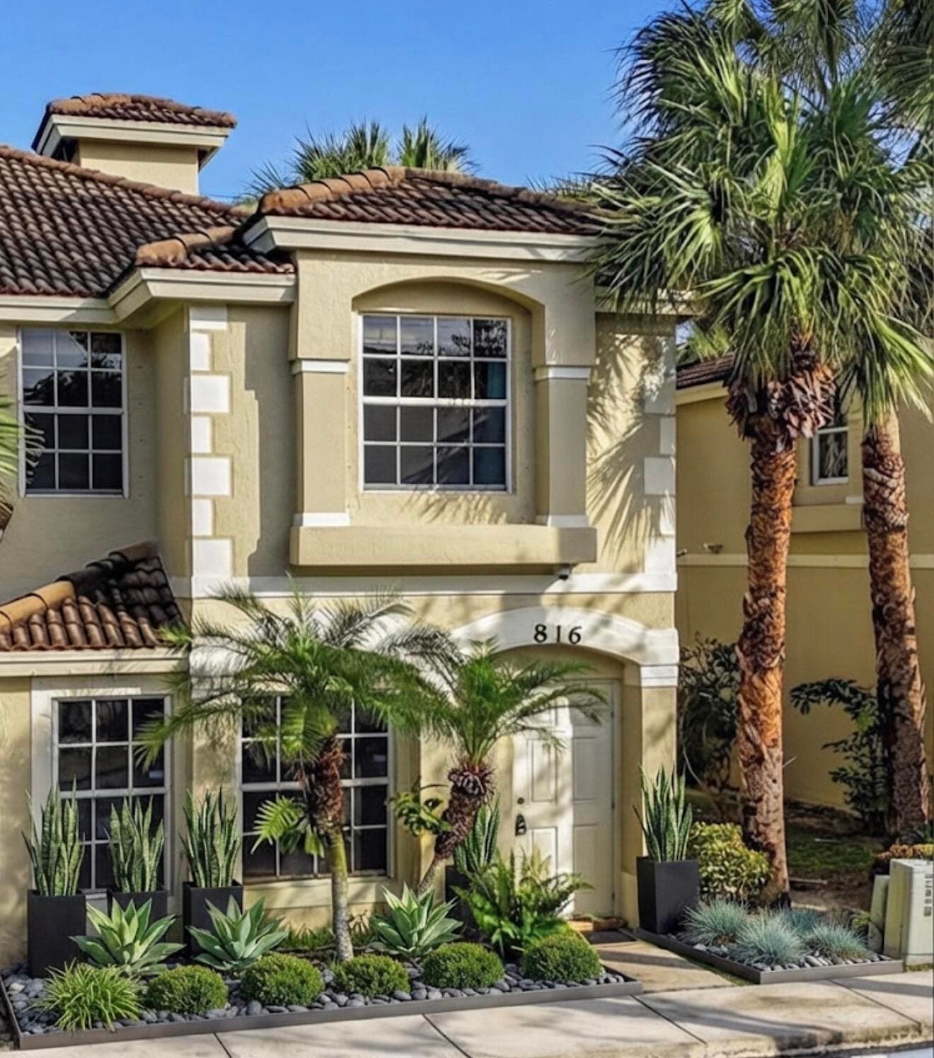 816 Summit Lake Drive, West Palm Beach, view 2
