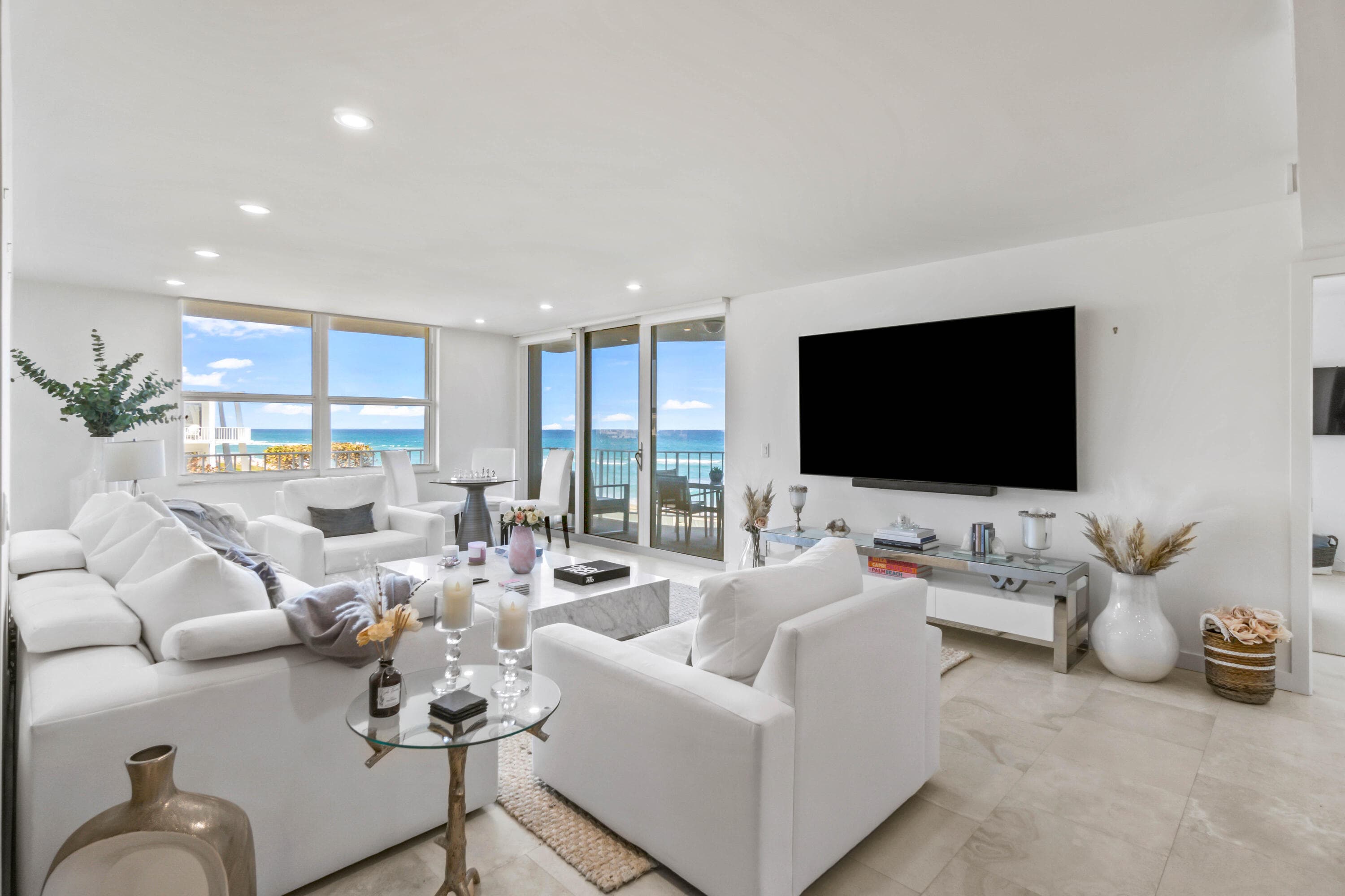 2295 S Ocean Boulevard Unit 425, Palm Beach, view 3