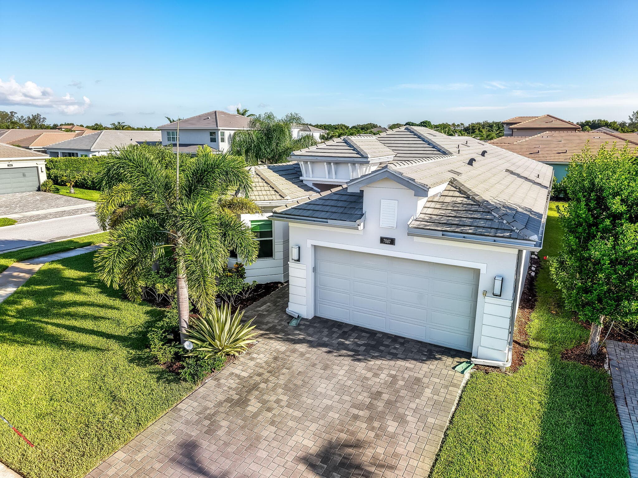 7887 Waterford Isles Lane, Delray Beach, view 2