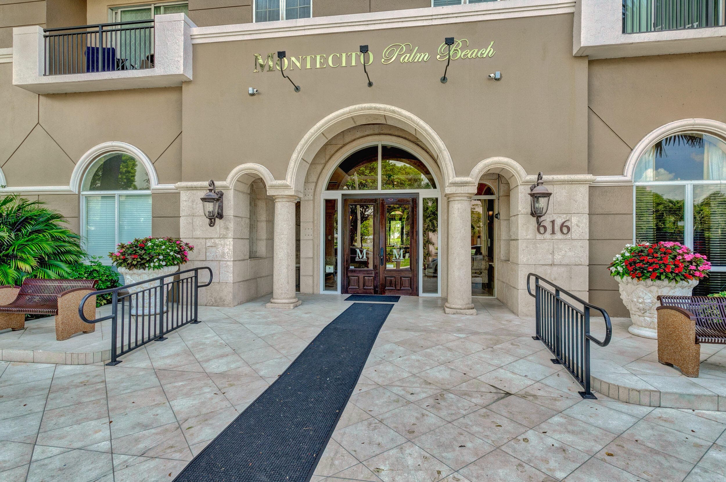 616 CLEARWATER PARK Road Unit 602, West Palm Beach, view 5