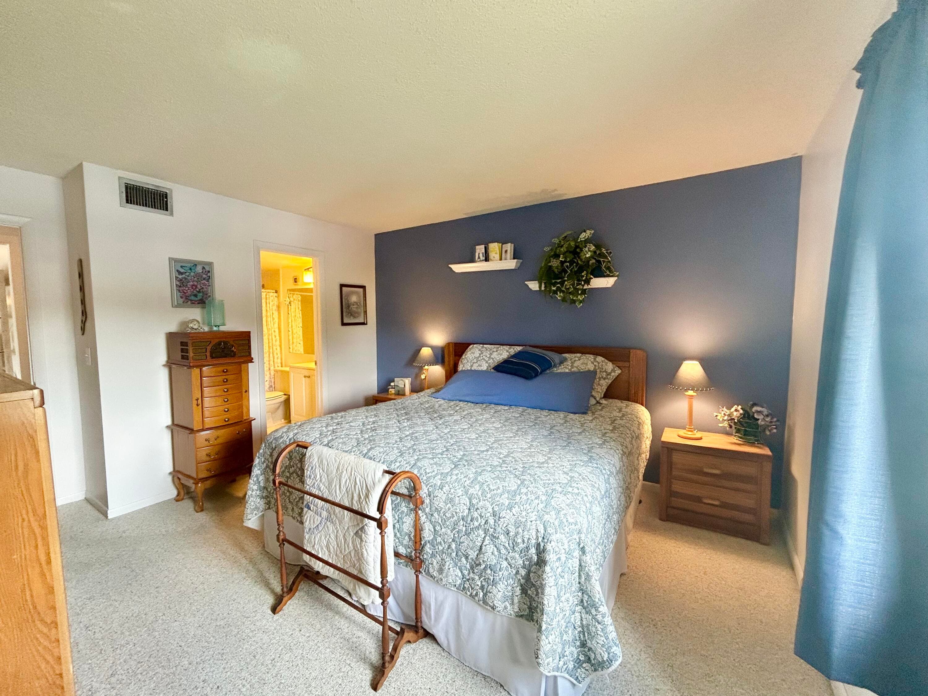 132 Lake Pine Circle Unit B-2, Greenacres, view 4