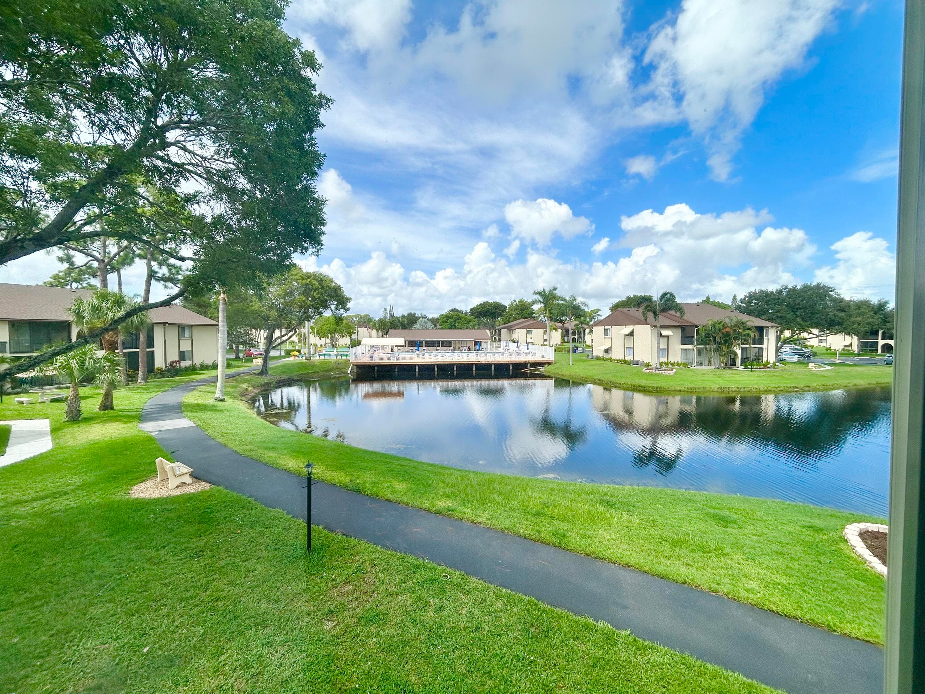 132 Lake Pine Circle Unit B-2, Greenacres, view 5