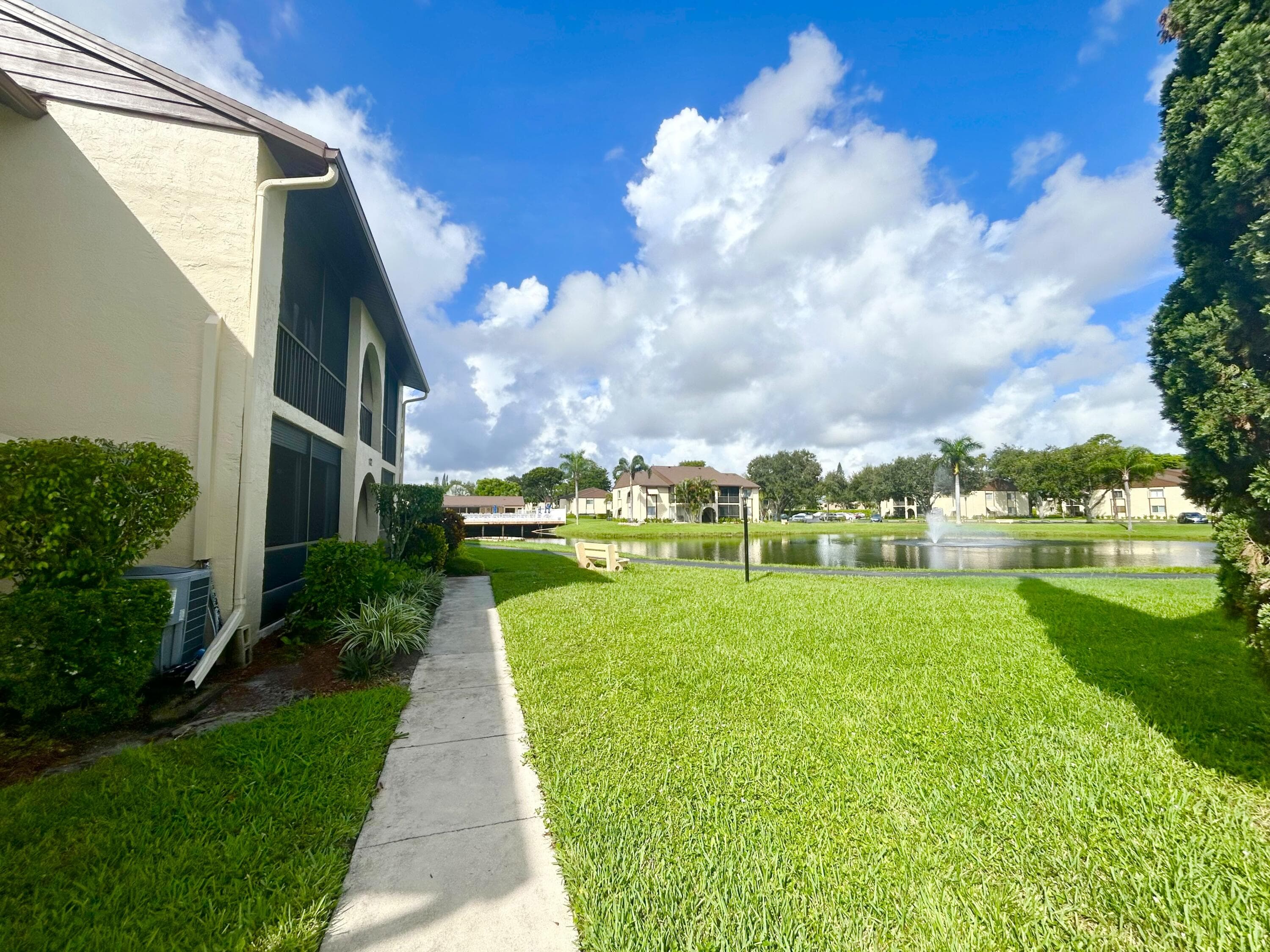 132 Lake Pine Circle Unit B-2, Greenacres, view 2
