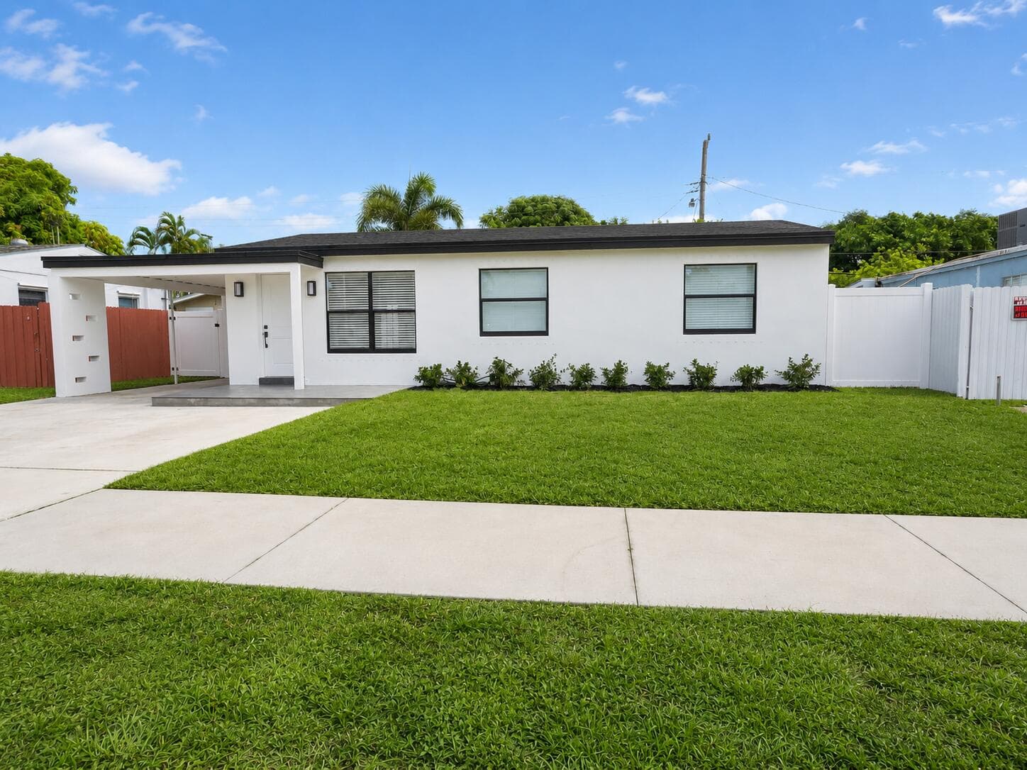 2013 Longwood Road, West Palm Beach
