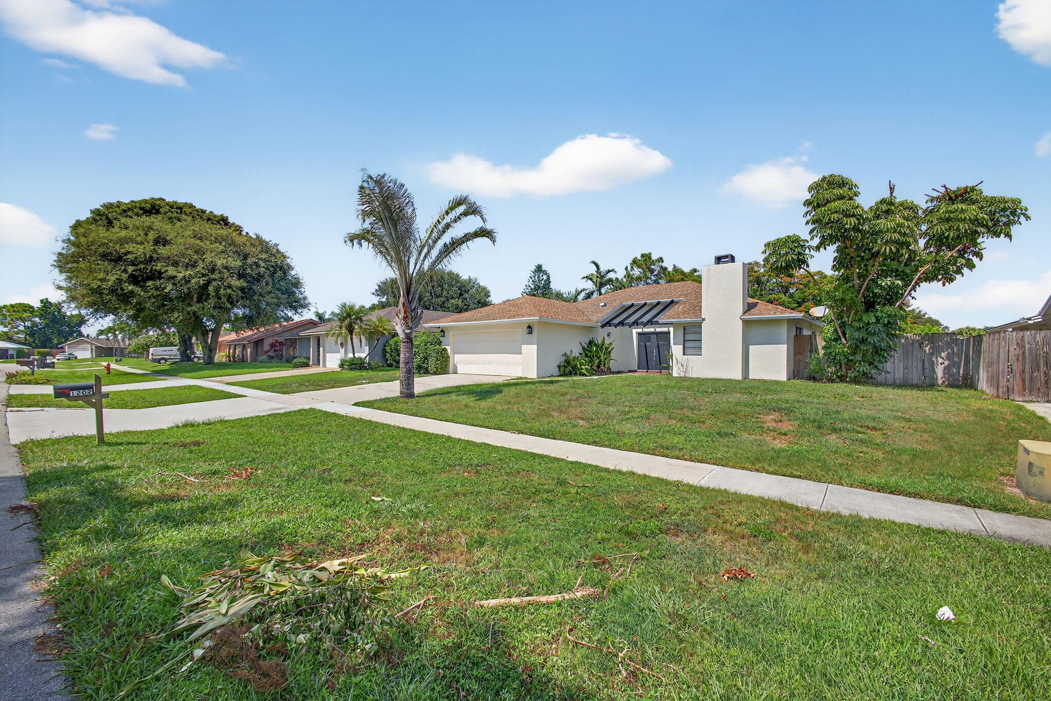 1202 Essex Drive, Wellington, view 2
