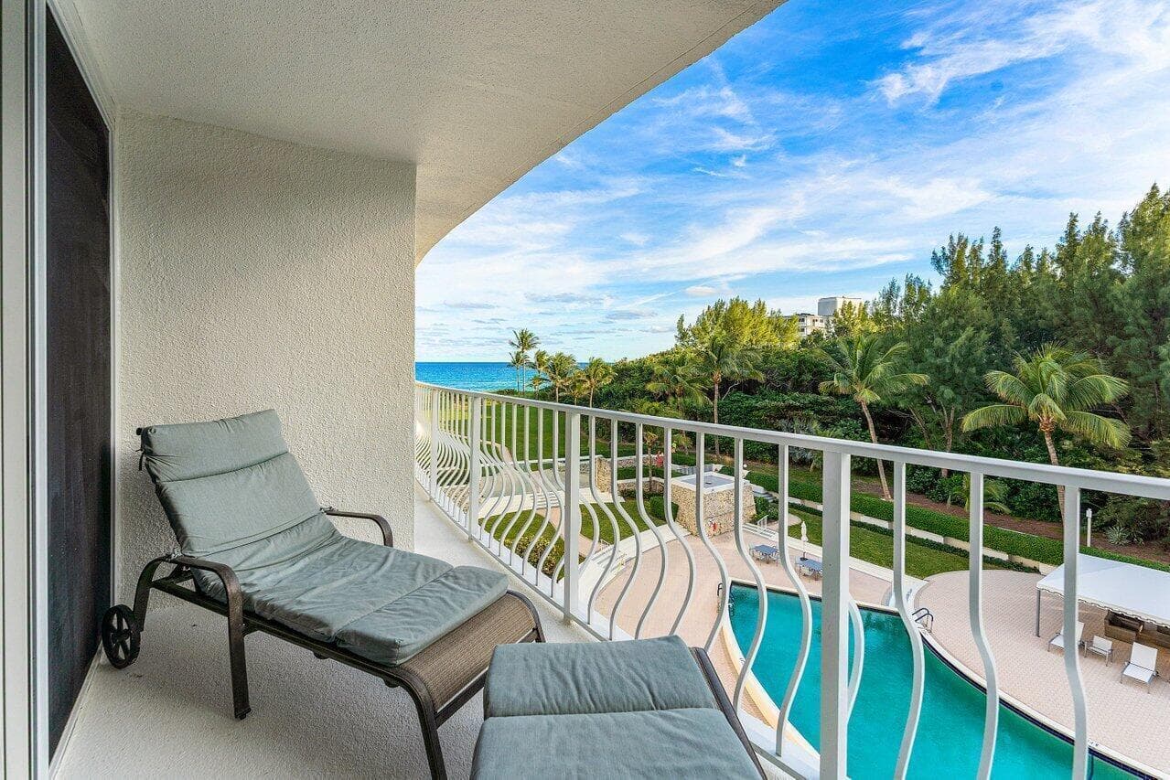 2774 S Ocean Boulevard Unit 409, Palm Beach, view 2