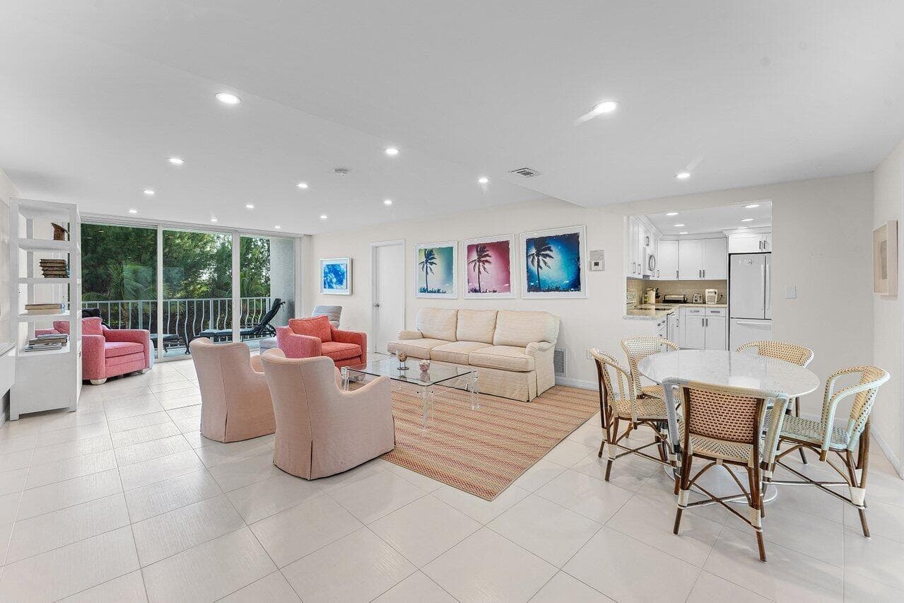 2774 S Ocean Boulevard Unit 409, Palm Beach, view 5