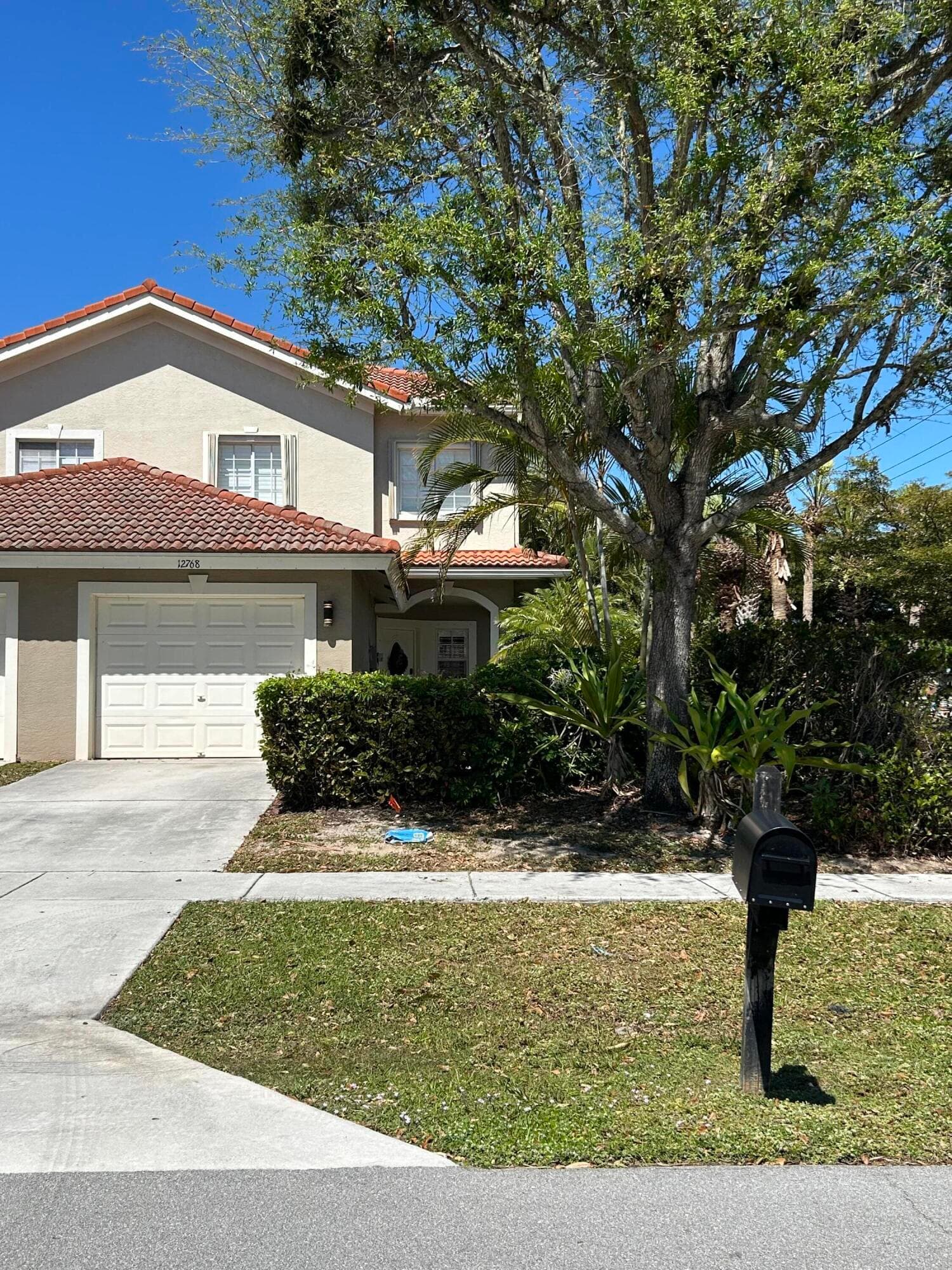12768 Westhampton Circle, Wellington, view 2