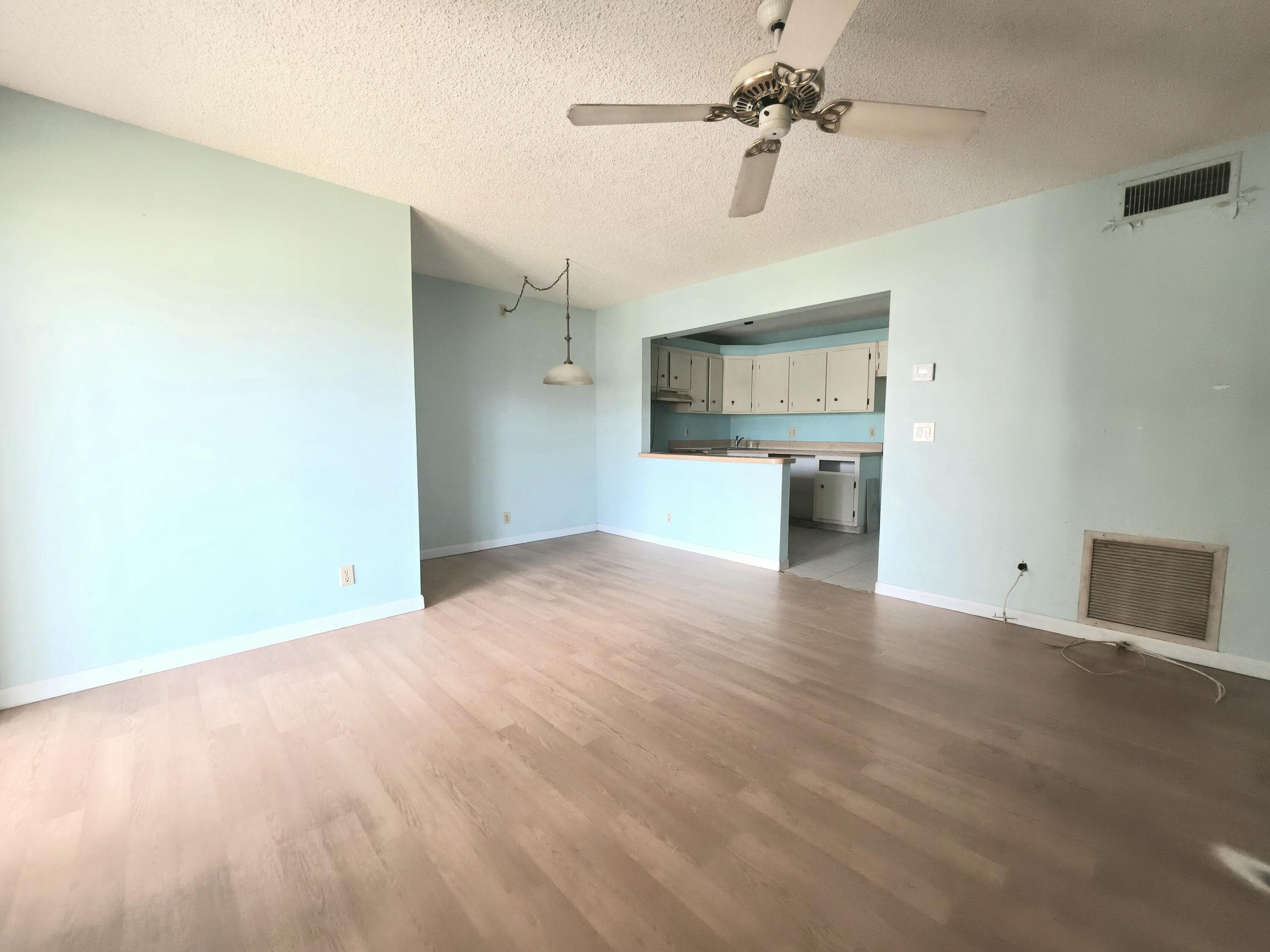 334 Knotty Pine Circle Unit D-2, Greenacres, view 3