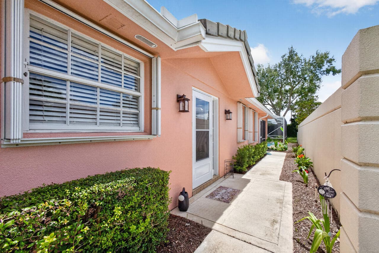 4238 ROYAL OAK Drive, Palm Beach Gardens, view 4