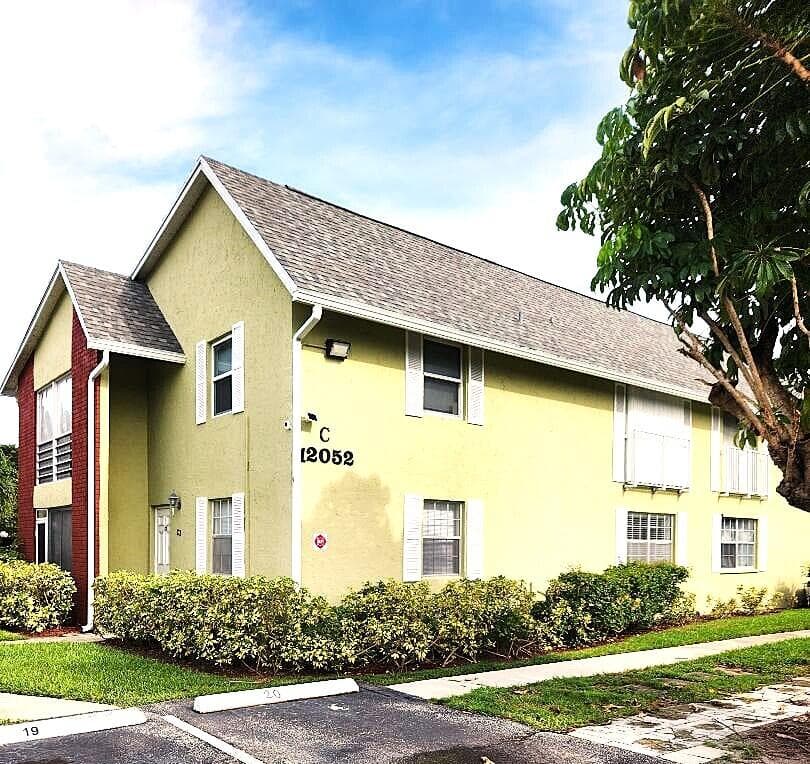 12052 ALTERNATE A1A Unit C8, Palm Beach Gardens