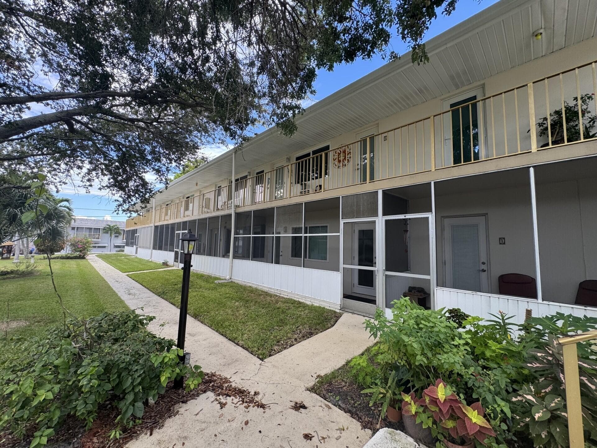 11 SW 4TH Avenue Unit 1, Boca Raton, view 2