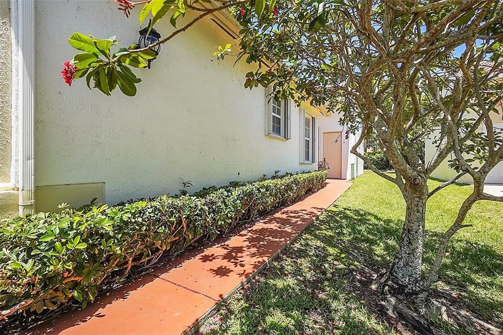 6267 Petunia Road Unit 6267, Delray Beach, view 3